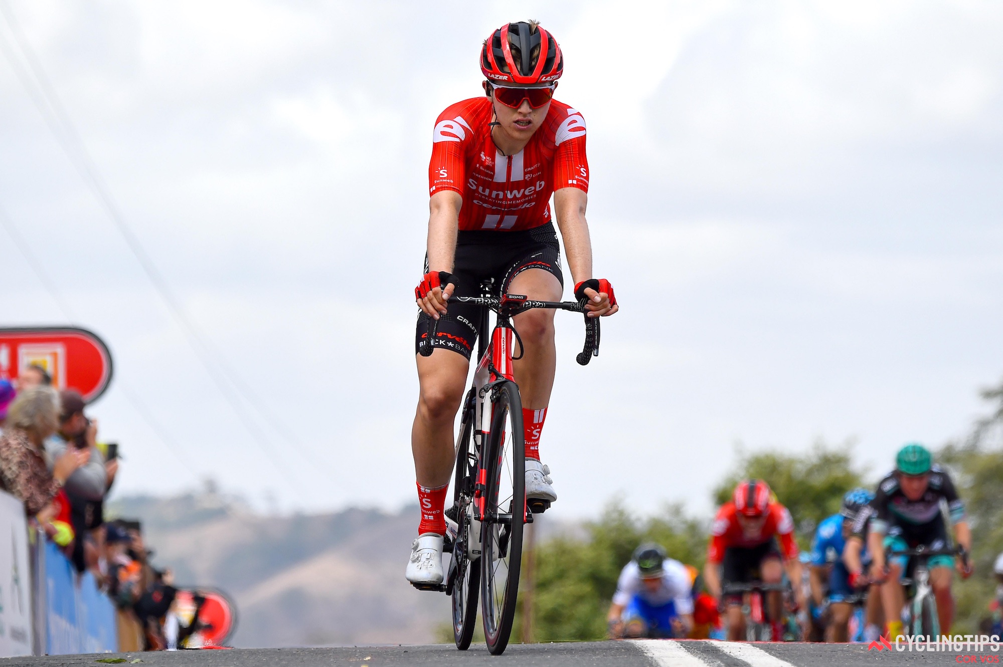 Michael Storer (Sunweb) mandado para casa após furar protocolo de segurança!