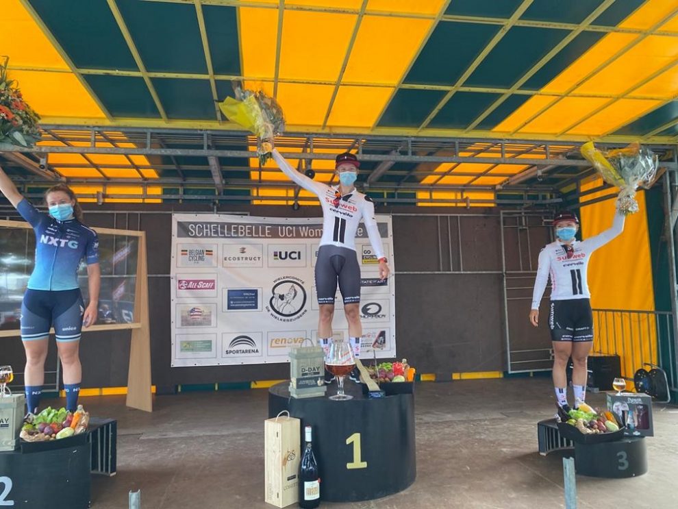 Lorena Wiebes estreia-se a vencer pela Sunweb!