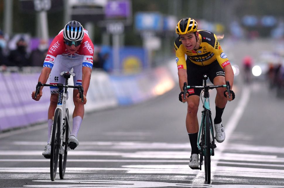 Holanda domina Tour de Flandres com vitórias de MVDP e Chantal Blaak!