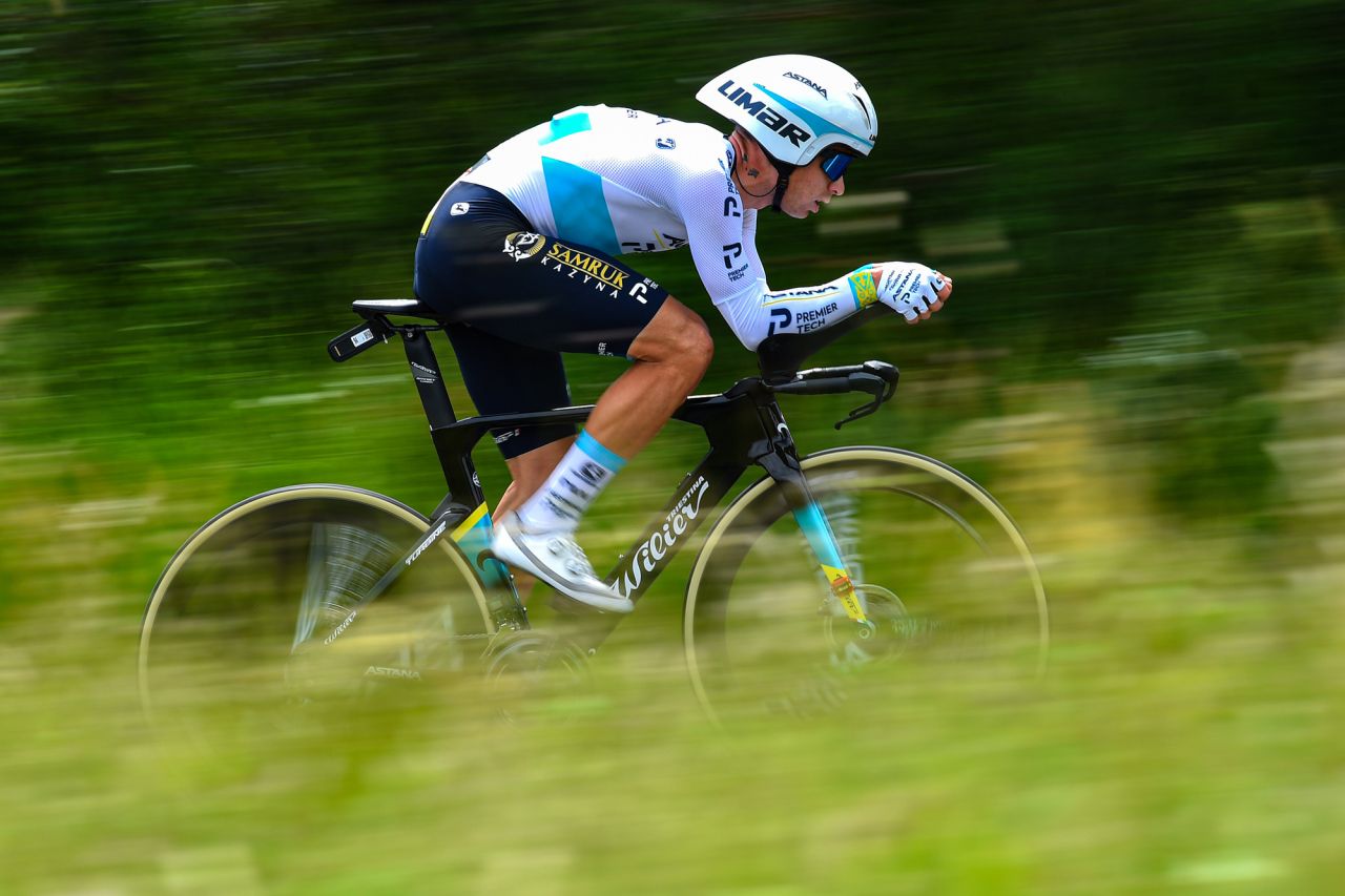 Lutsenko impõe-se no contrarrelógio! Pöstlberger mantém amarela!