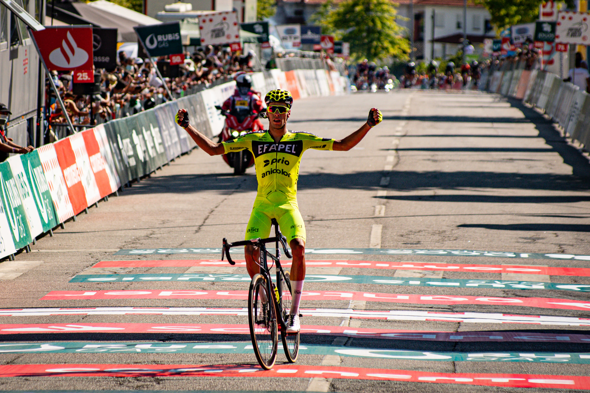 Hat-trick e amarela para Rafael Reis na chegada a Bragança!
