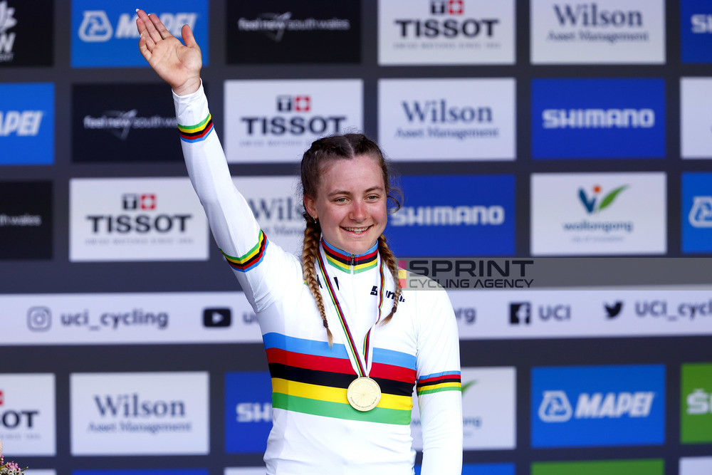 Zoe Backstedt é a nova campeã do Mundo de contrarrelógio de juniores!