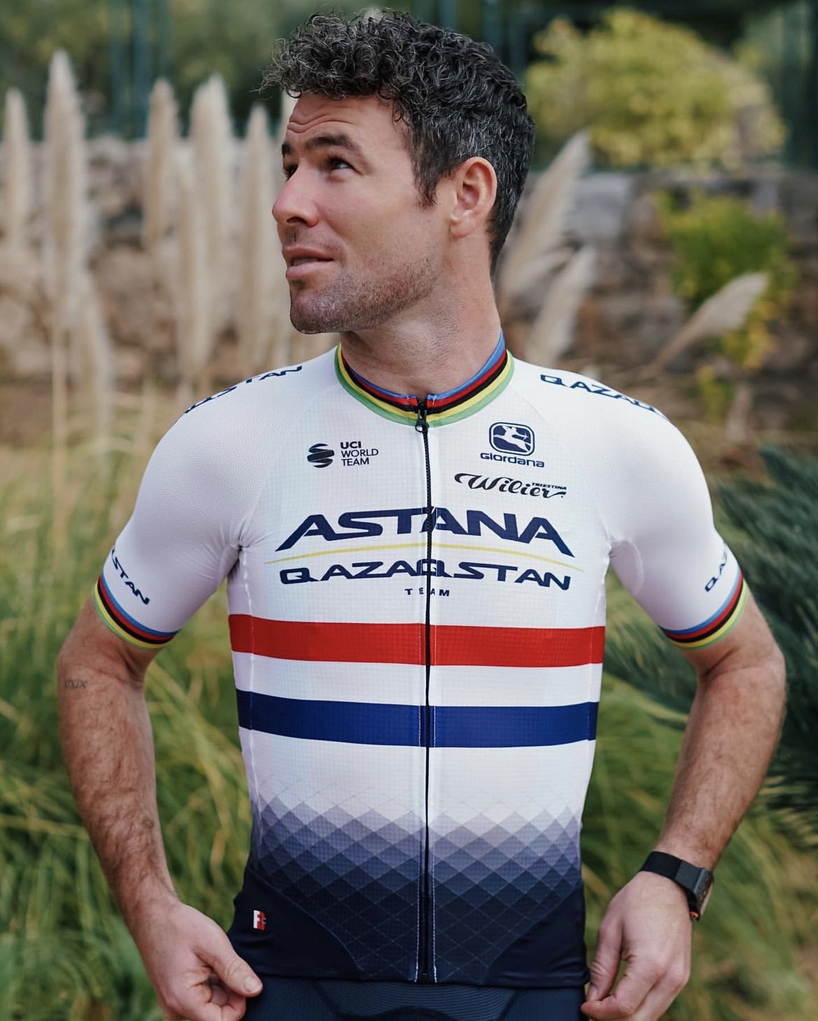 O drama “Mark Cavendish” termina e o ManX Missile assina pela Astana!