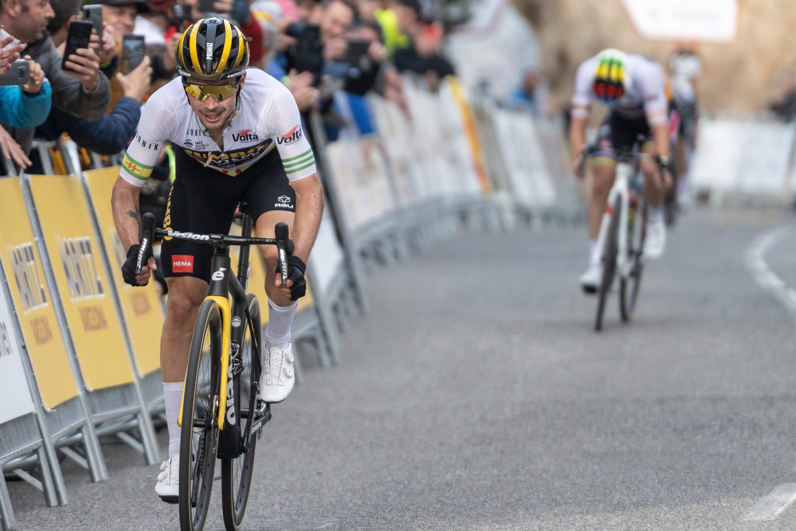 Primoz Roglic vence em Lo Port! João Almeida sobe a terceiro na geral da Volta a Catalunya!