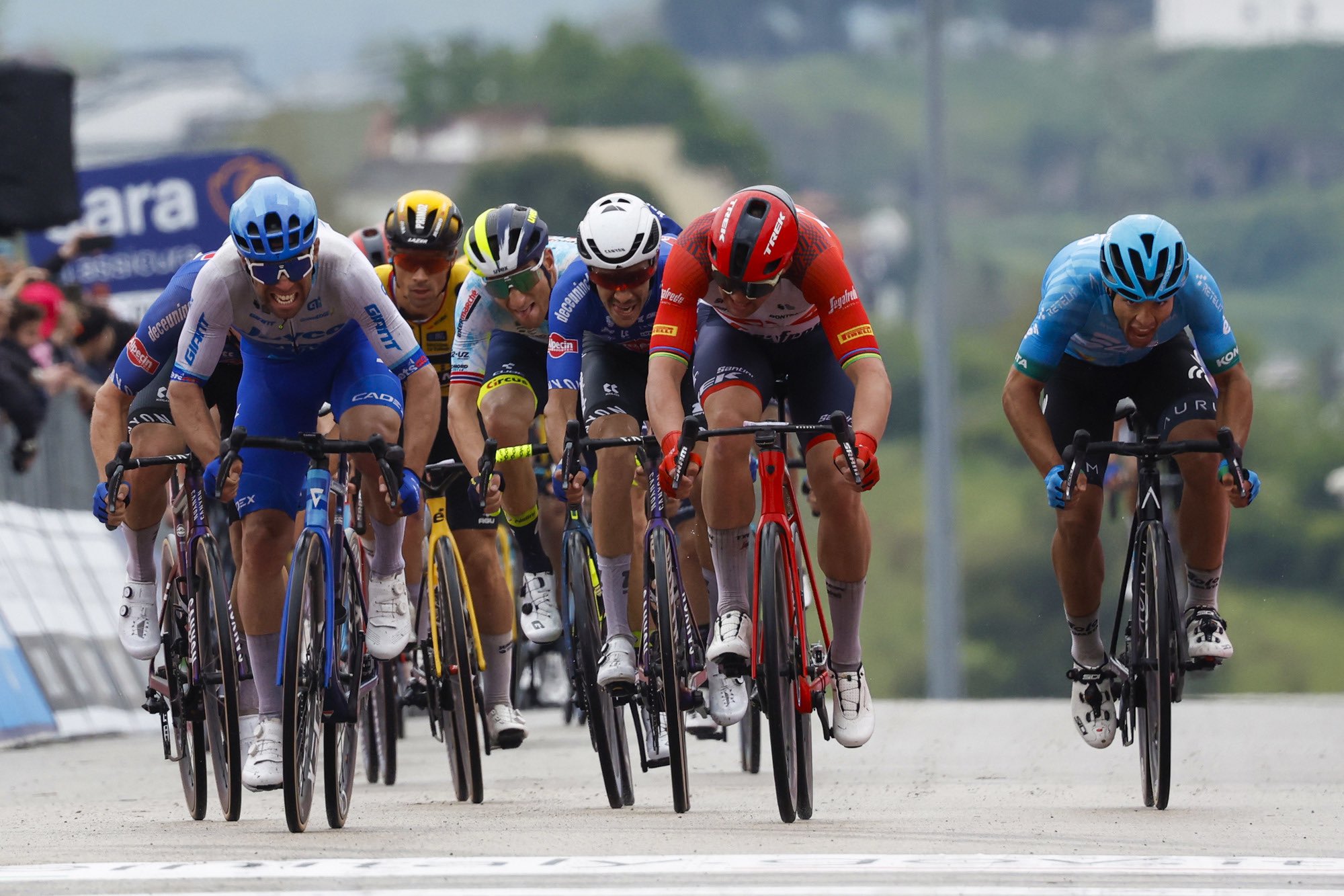 Em nova chance para os sprinters, poderá Mads Pedersen levar finalmente a melhor ao quinto dia de Giro?