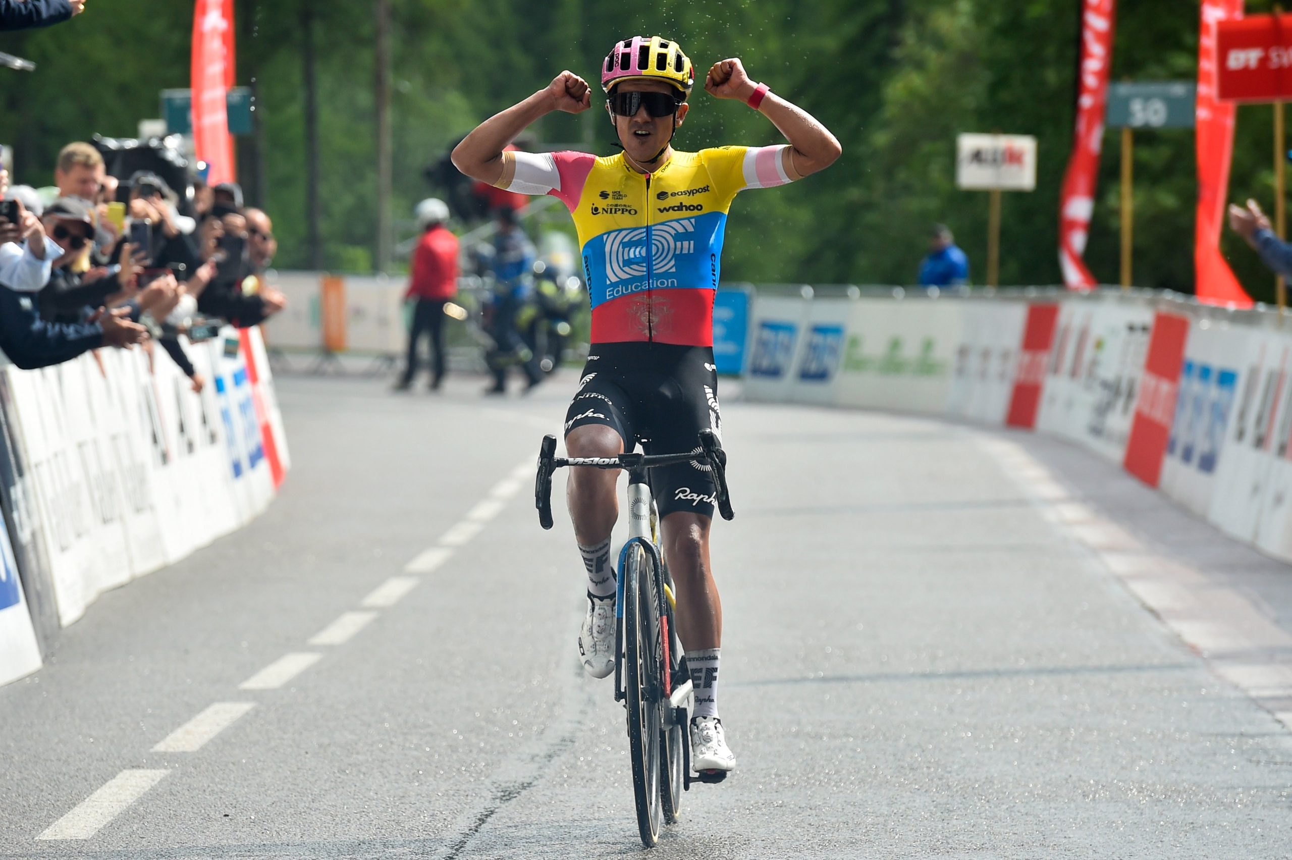 Richard Carapaz de regresso às vitórias no Mercan Tour Classic Alpes-Maritimes! Daniel Lima 59º!