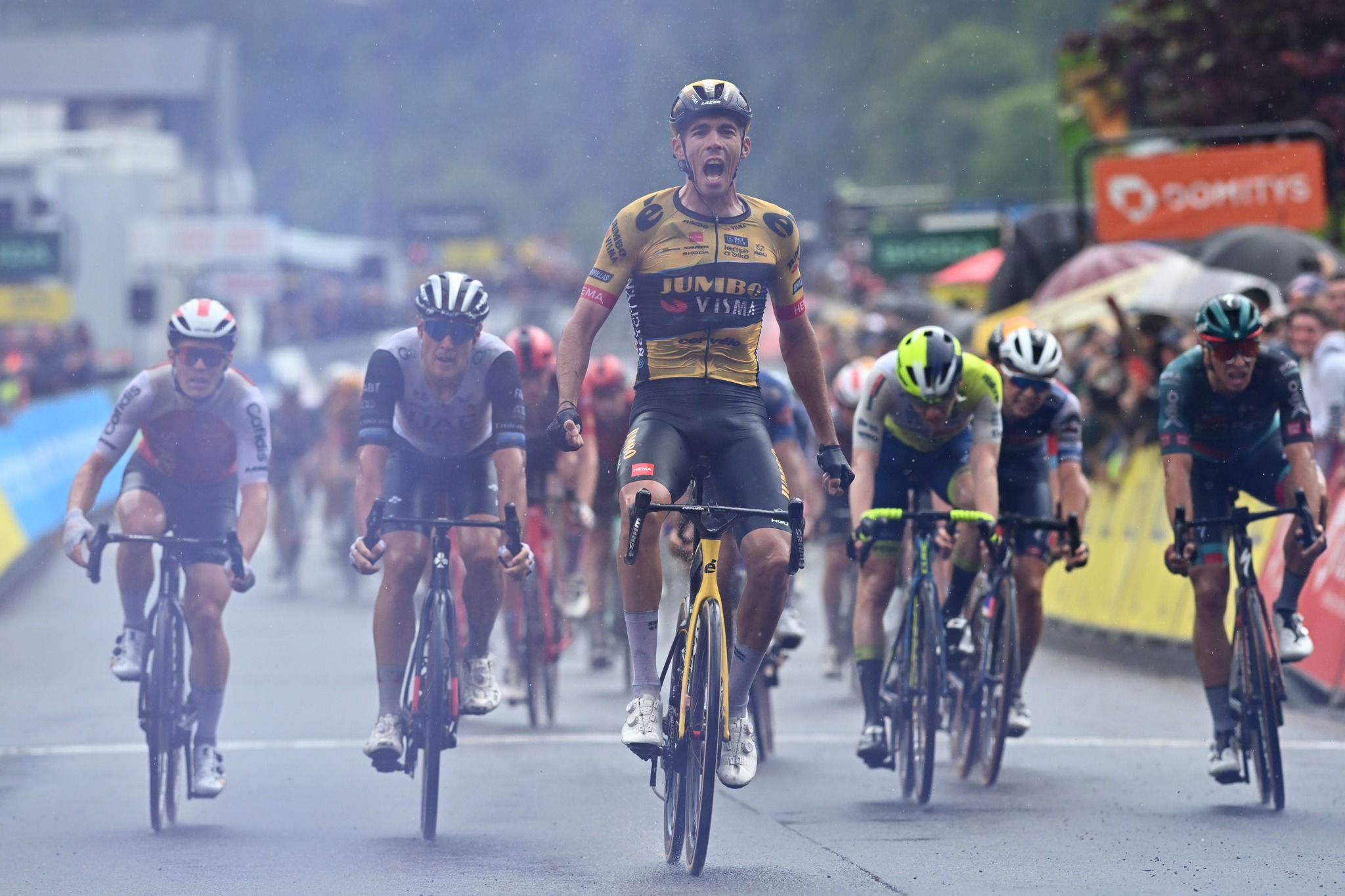 Cristophe Laporte vence etapa 1 e é o primeiro líder do Critérium du Dauphiné!