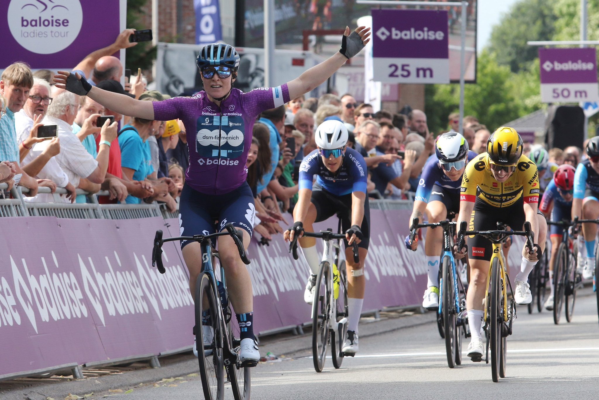 Charlotte Kool vence etapa 2 em novo sprint e é cada vez mais líder do Baloise Ladies Tour!