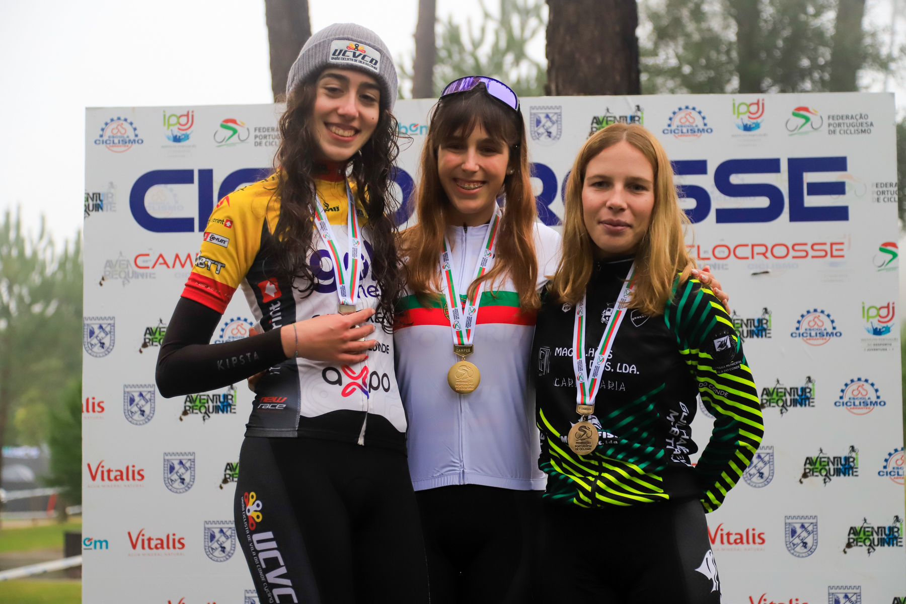 O pódio Sub-23 Feminino do Nacional de Ciclocrosse com Catarina Lopes, Laura Simão e Beatriz Sousa