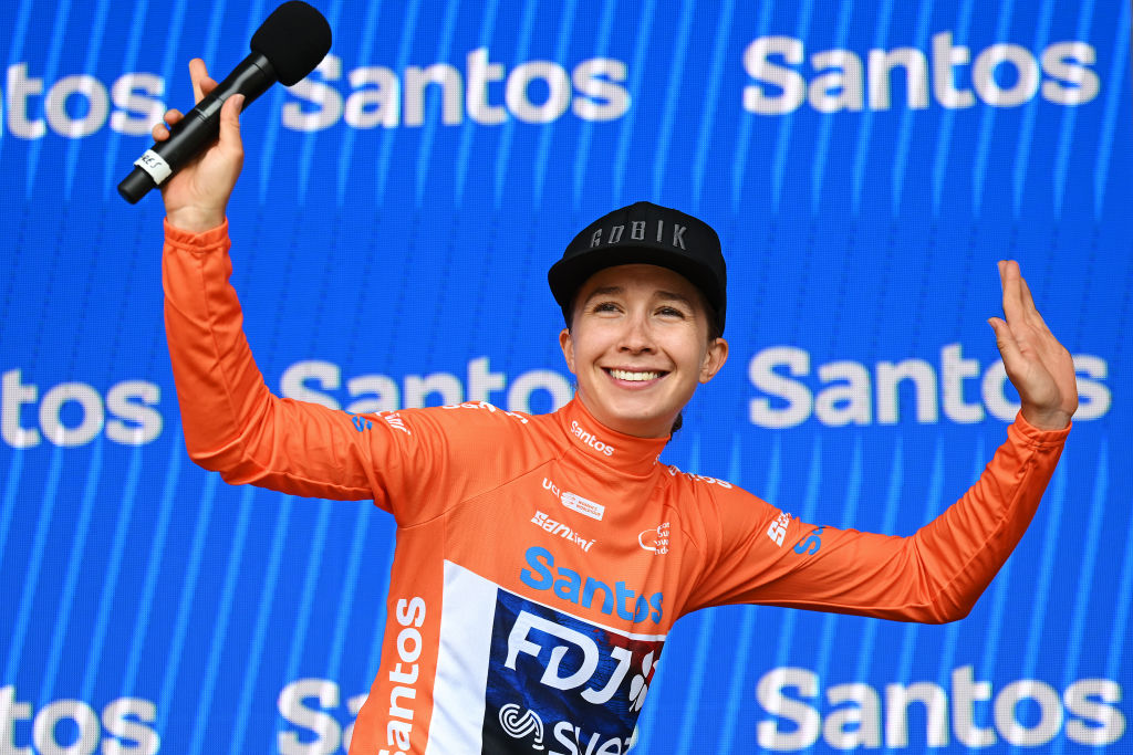Cecilie Uttrup Ludwig é a nova líder do Tour Down Under! (Foto: Tim de Waele / Getty Images)