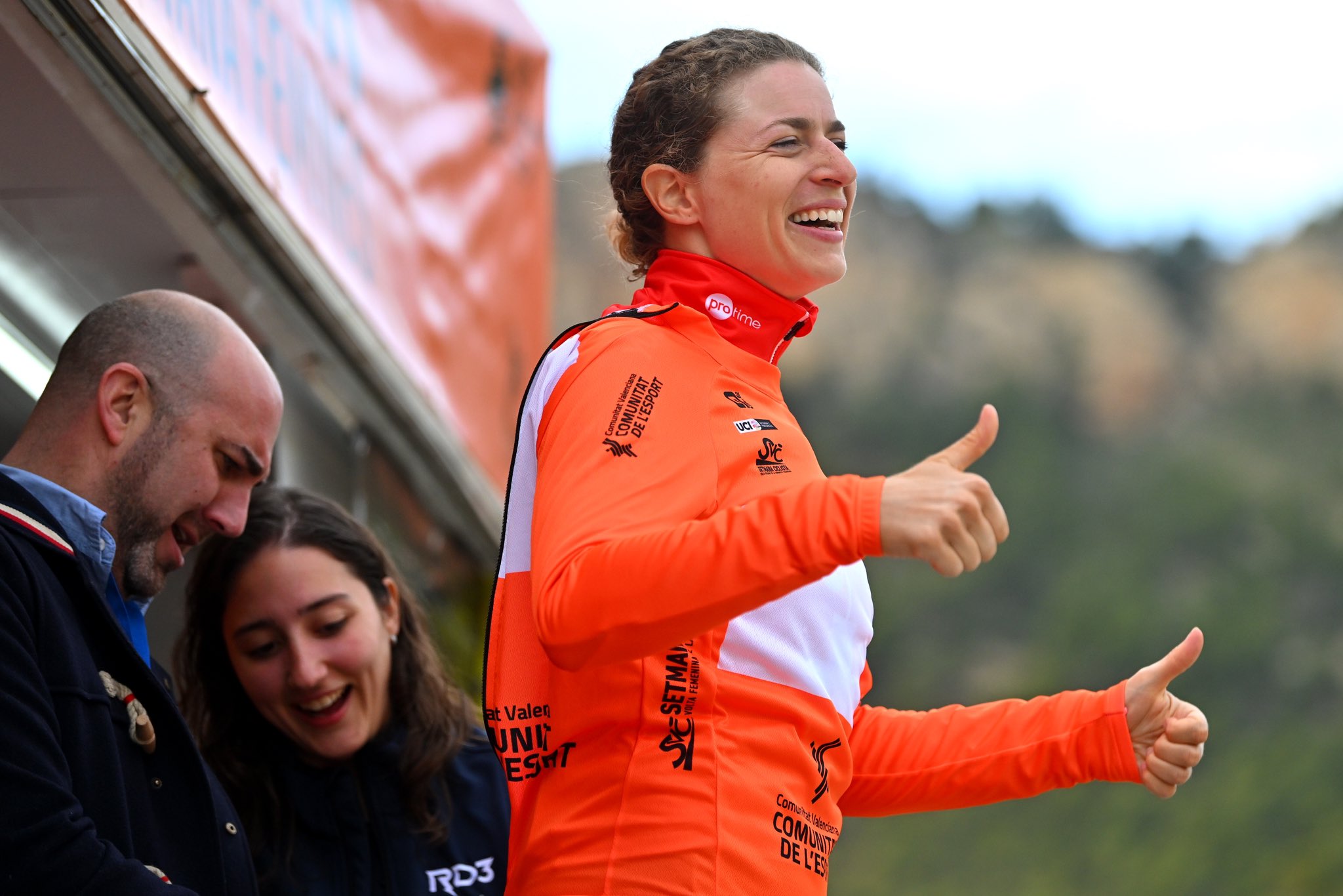 Marlen Reusser manteve a camisola laranja da Setmana Ciclista Valenciana (Foto: Getty Images)