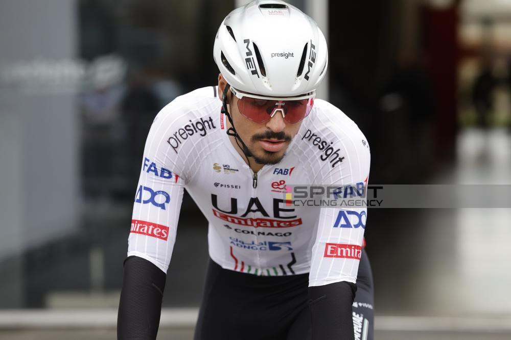 António Morgado não teve um dia fácil, mas conseguiu terminar a Bredene Koksijde Classic