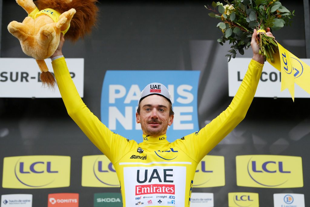 Brandon McNulty volta a envergar a camisola amarela no Paris-Nice (Foto: Getty Images)