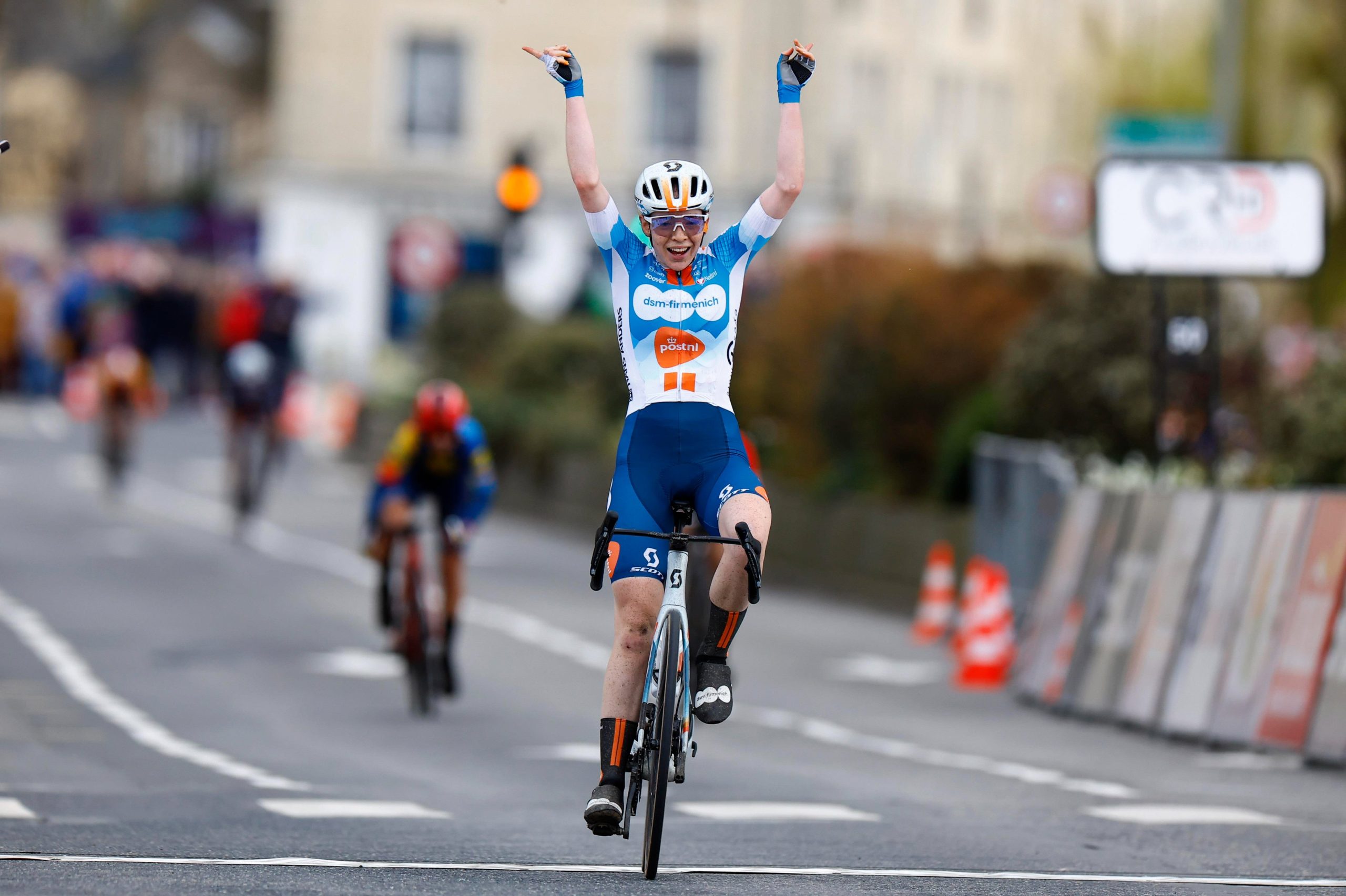 Josie Nelson triunfa em Caen! Mie Ottestad vence Tour de Normandie Féminin por apenas 1s!