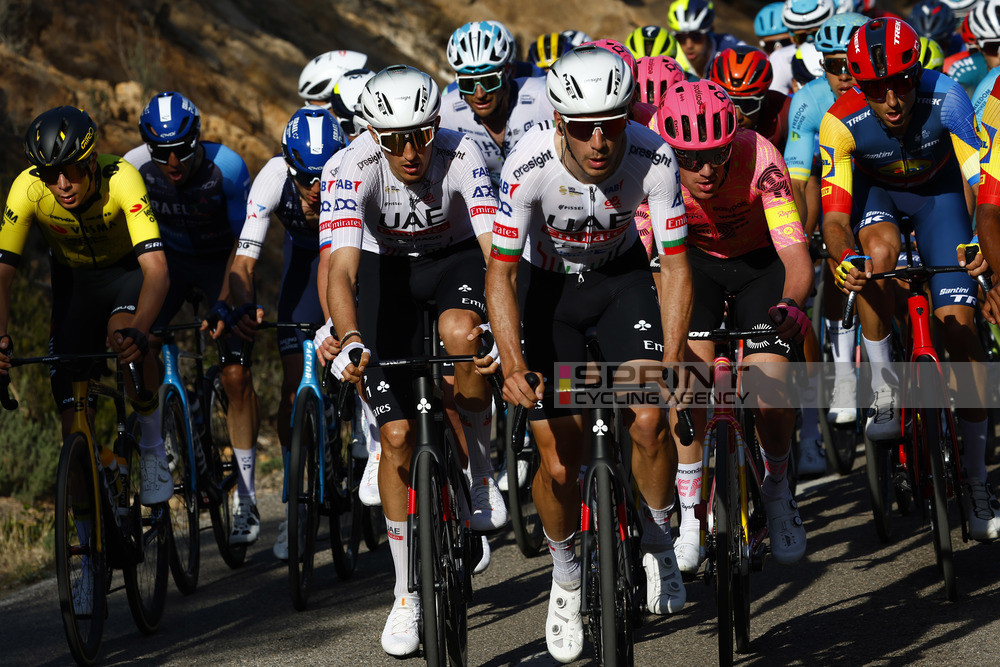 João Almeida fez um excelente trabalho em prol de Tadej Pogacar na etapa 1 da Volta Catalunya (Foto: photo Luis Angel Gomez/SprintCyclingAgency©2024)