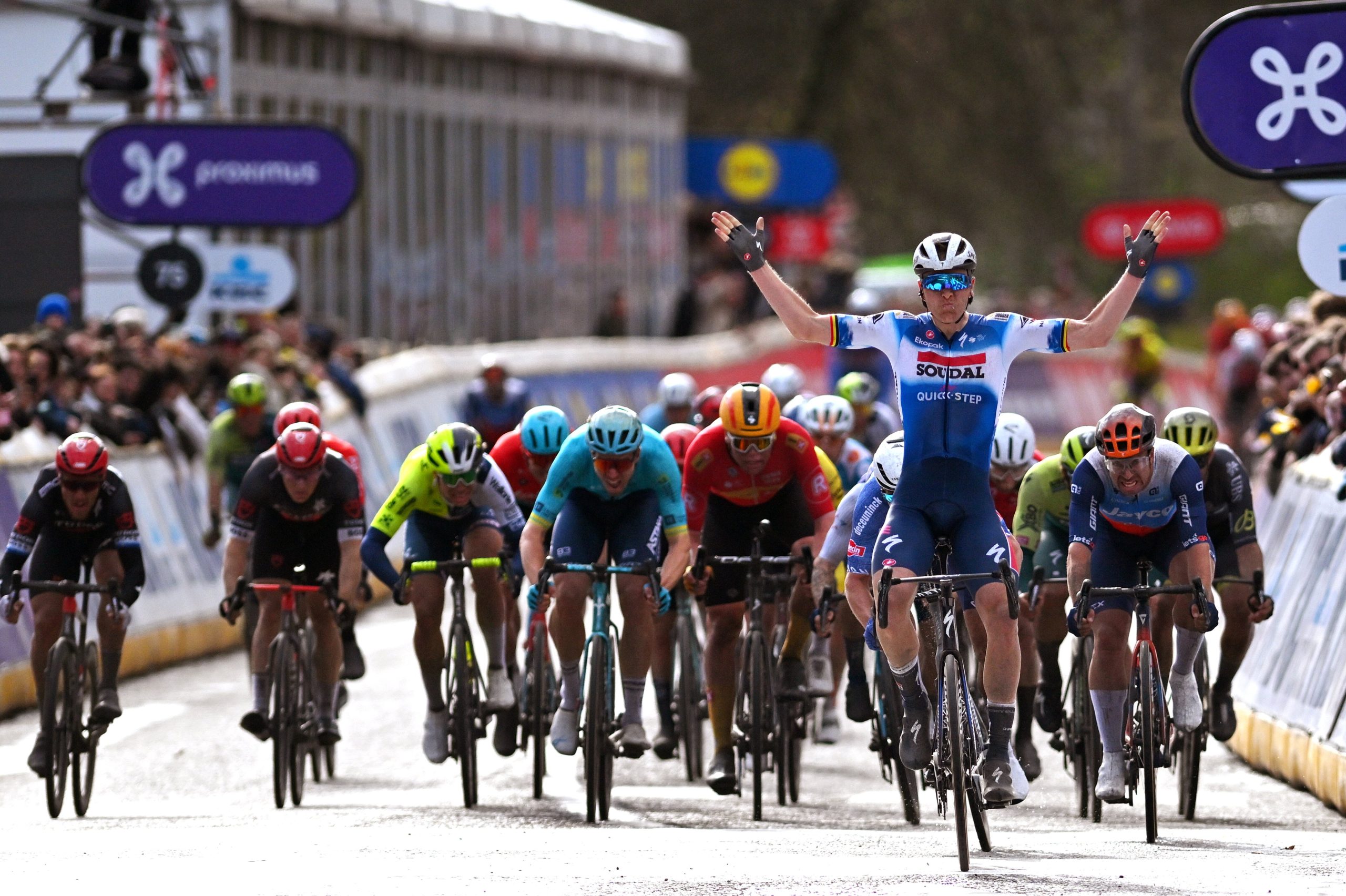 Tim Merlier conquista 7ª vitória da temporada na Scheldeprijs!