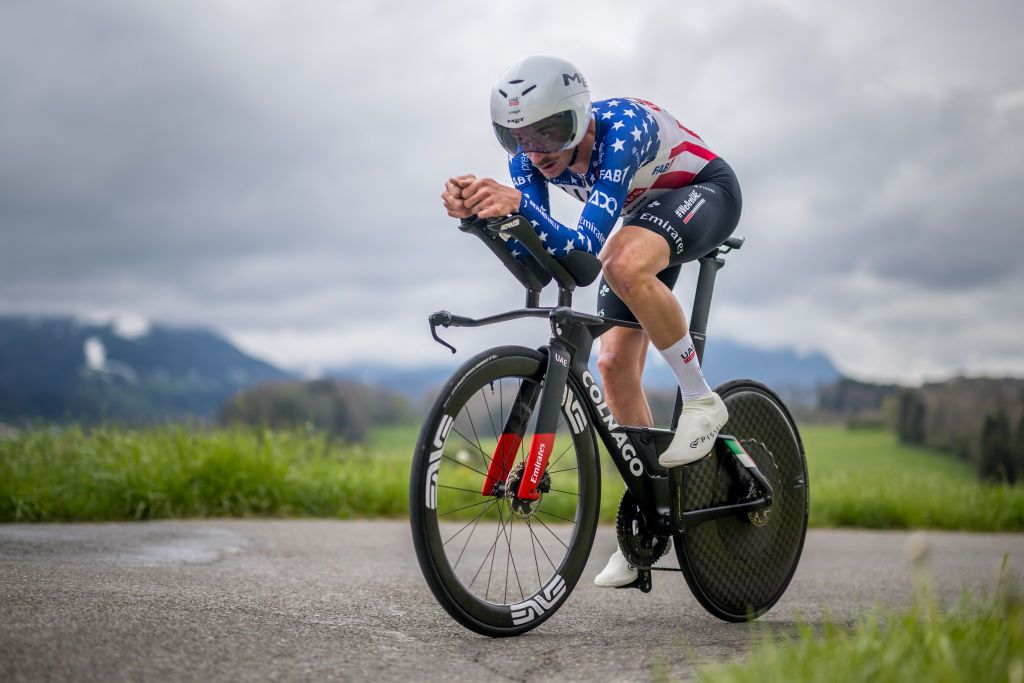 Brandon McNulty triunfa na etapa 3 do Tour de Romandie! Juan Ayuso é o novo líder!