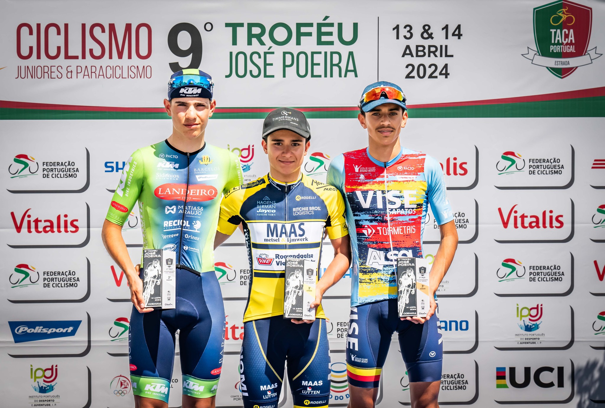 O pódio da segunda corrida do Troféu José Poeira com Gonçalo Rodrigues, Daniel Moreira e André Dutra