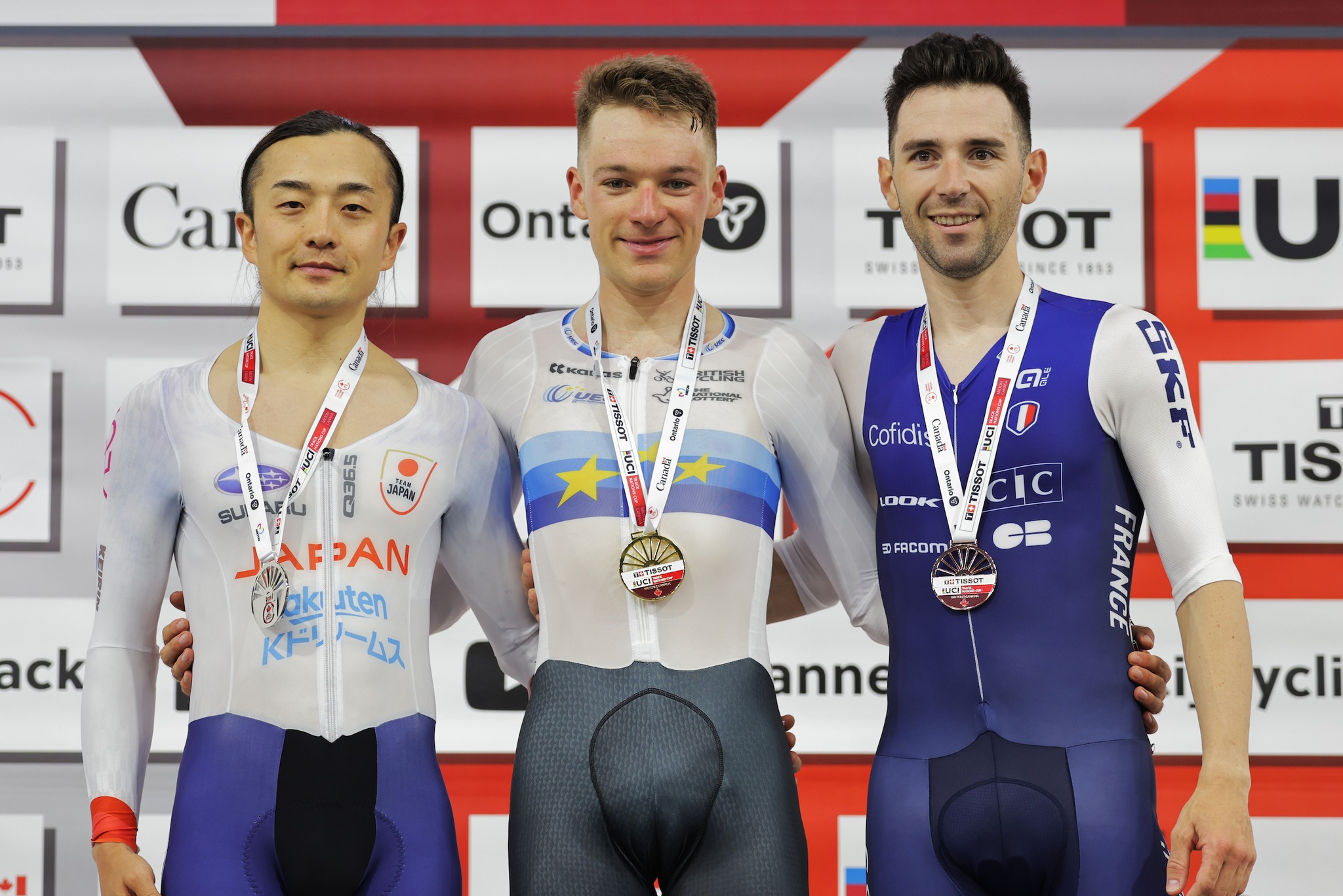 Pódio do Omnium masculino com Kazushige Kuboki, Ethan Hayter e Benjamin Thomas