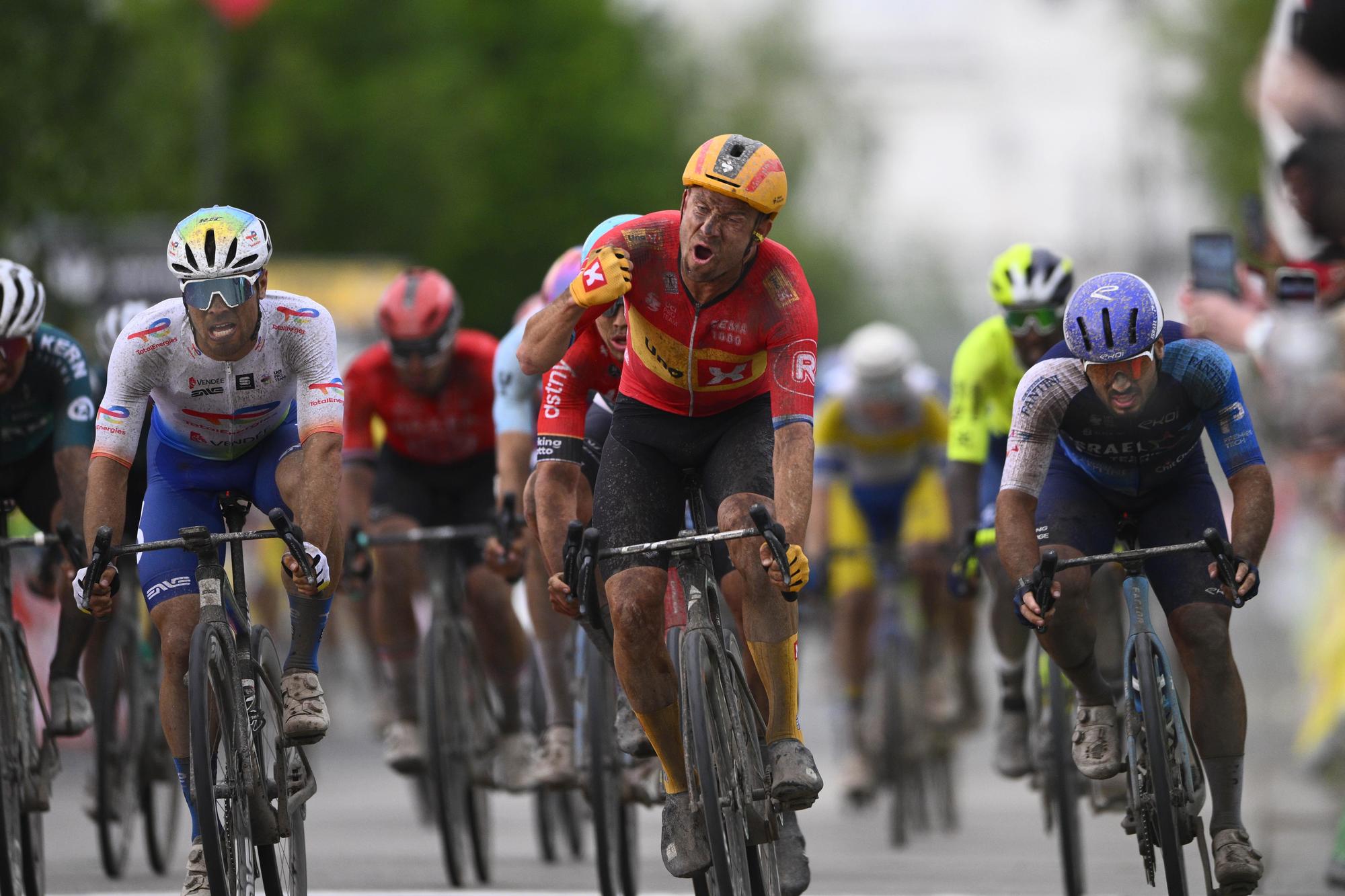 Alexander Kristoff volta a vencer na Antwerp Port Epic!