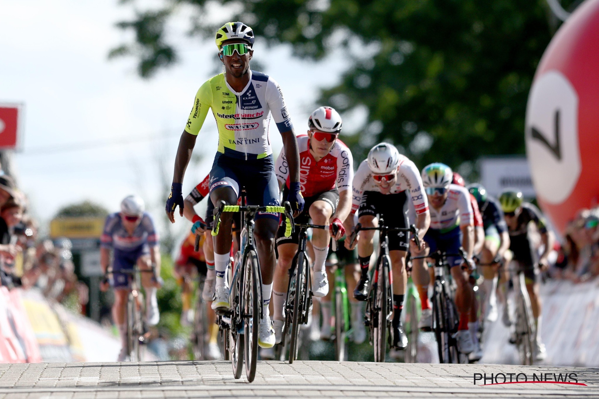 Poderá Biniam Girmay vingar na última chance para sprinters na Volta ao Algarve?