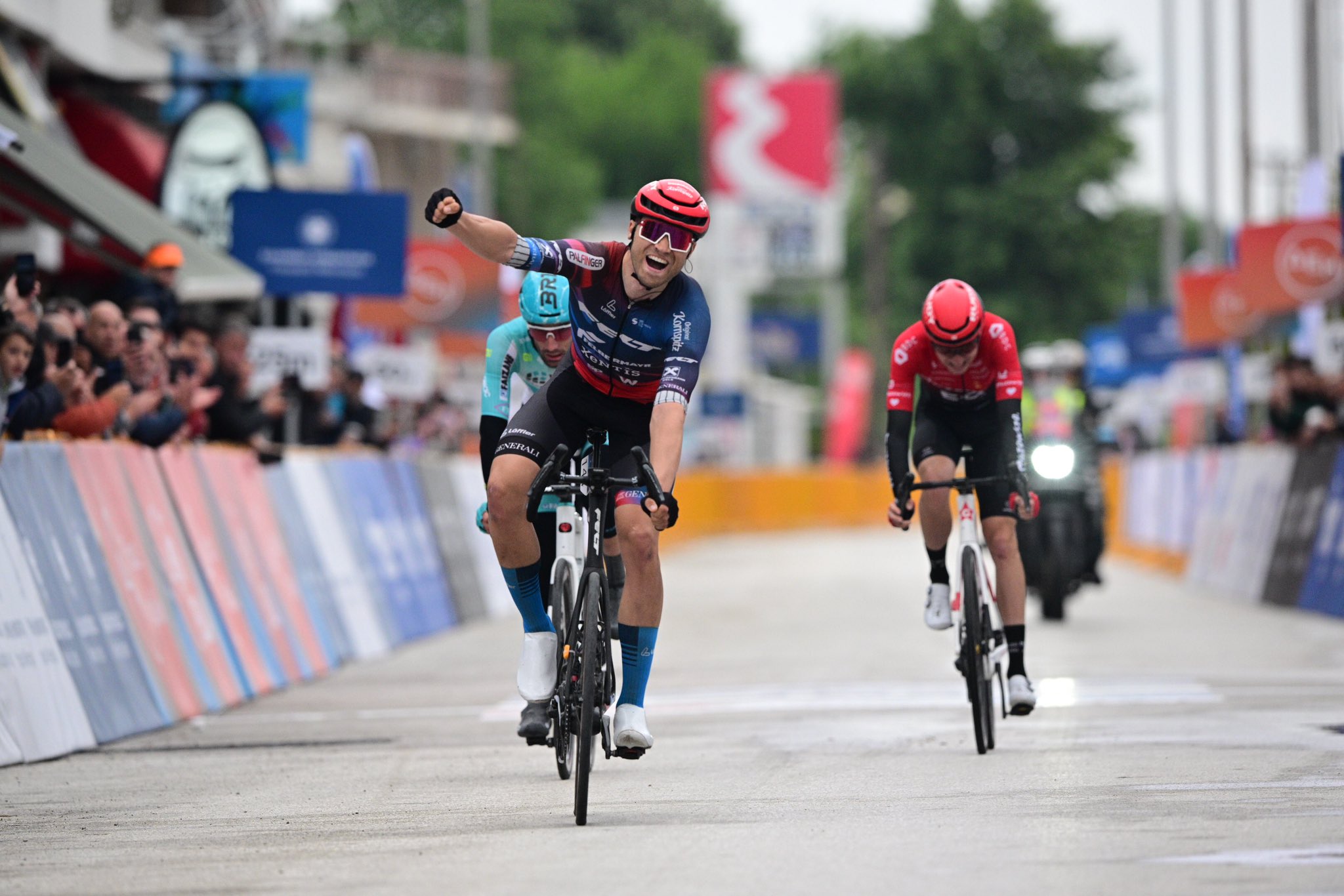 Felix Ritzinger triunfa em Karditsa e é o novo líder do Tour of Hellas ...