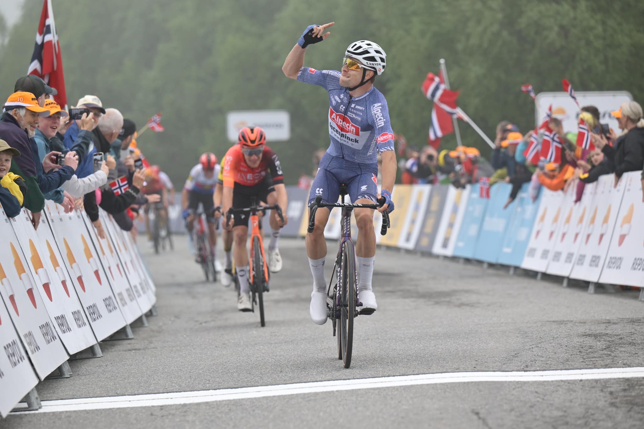Axel Laurence vence etapa rainha e é o novo líder do Tour of Norway!