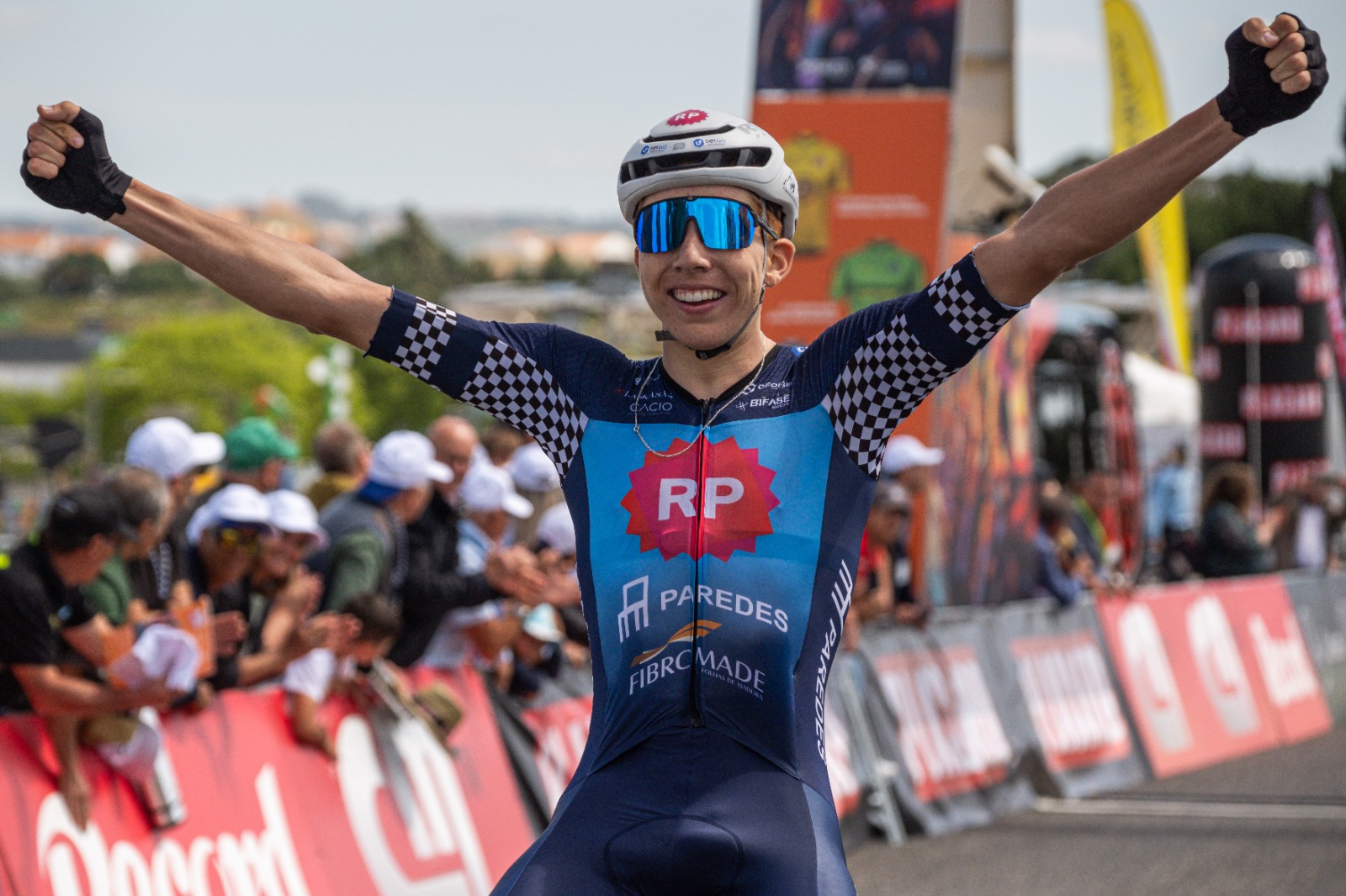 João Martins triunfa nas Caldas da Rainha! Luca Bagnara vence Volta a Portugal do Futuro!