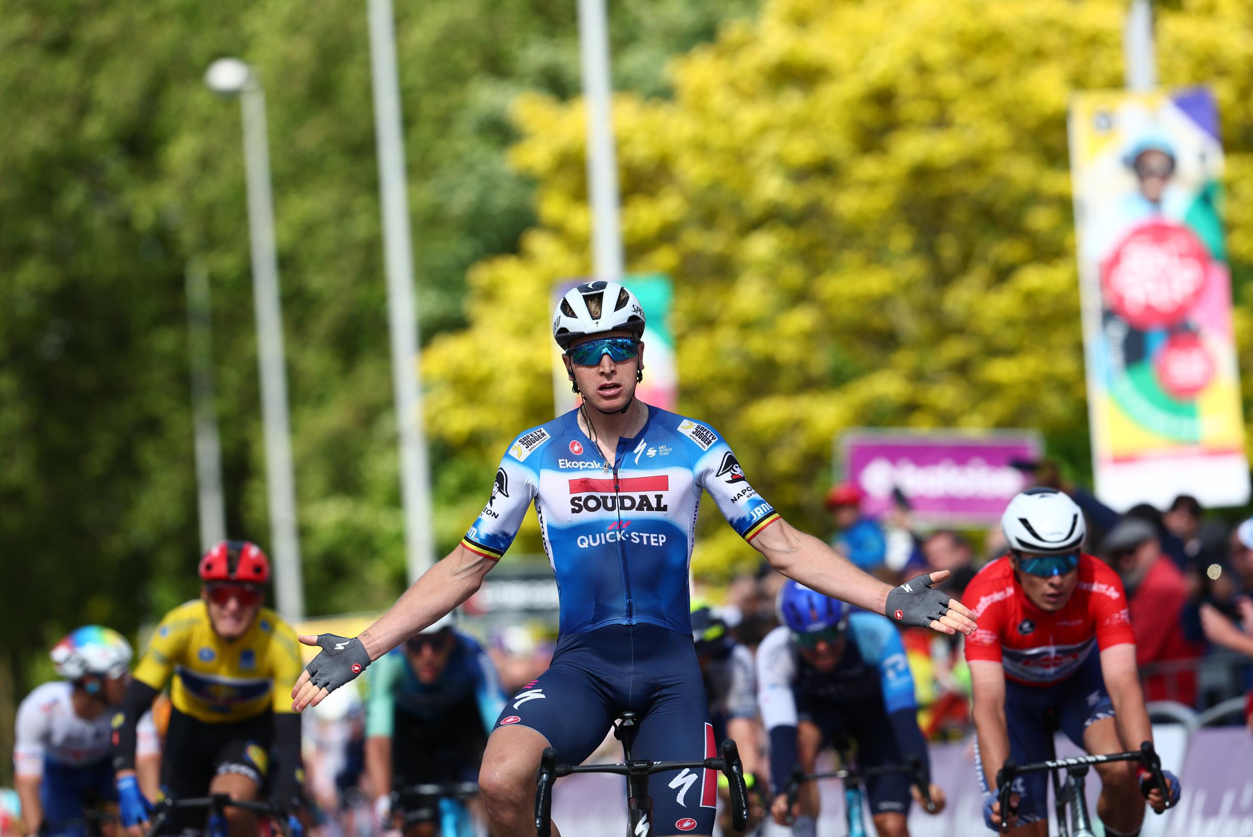 Tim Merlier bisa na última etapa do Belgium Tour! Soren Waerenskjold vence geral!