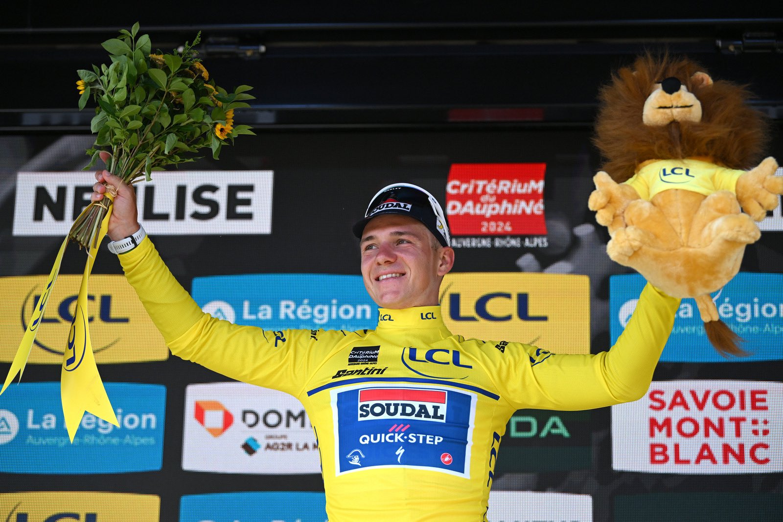 Remco Evenepoel é o novo camisola amarela do Critérium du Dauphiné (Foto: Getty Images)
