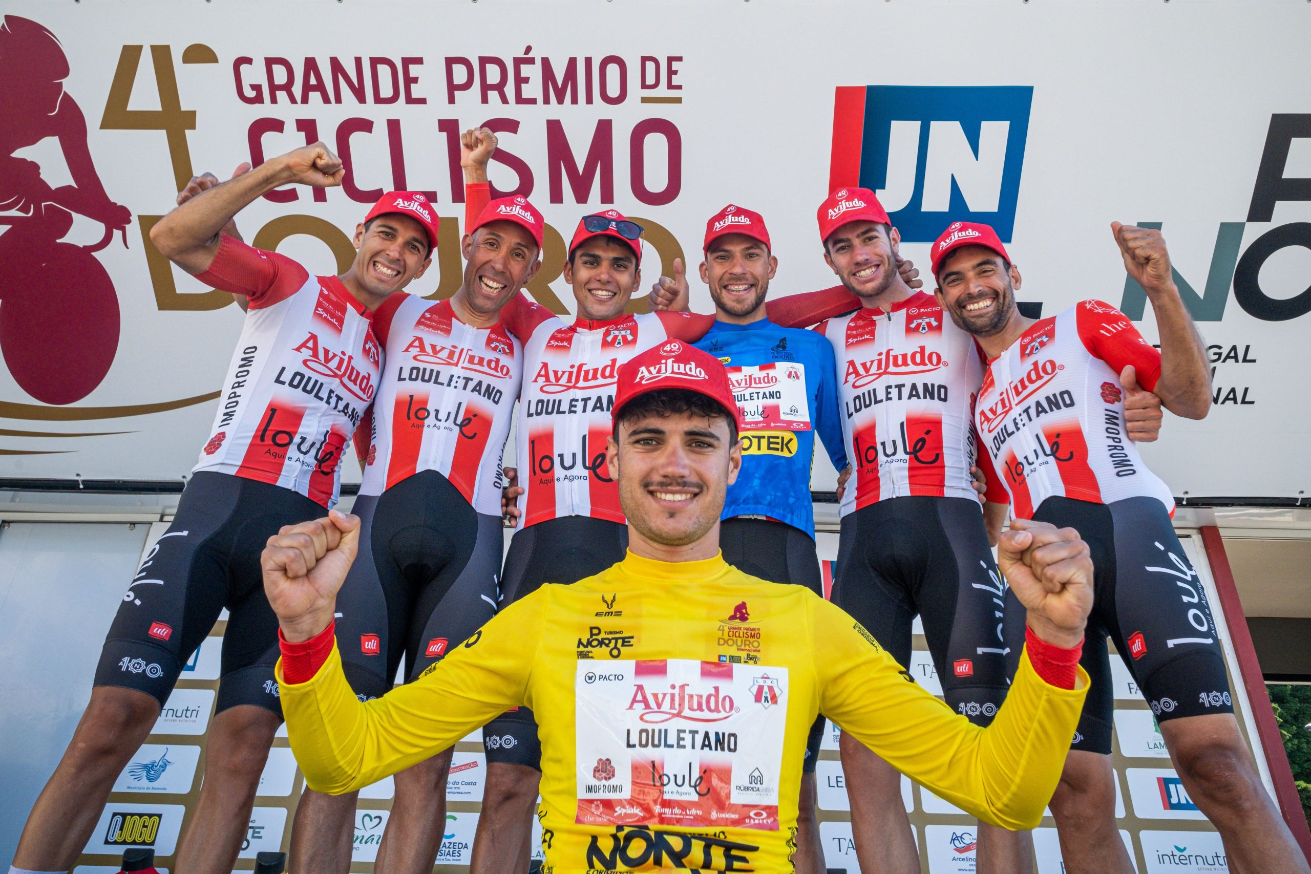 A equipa vencedora do GP Douro Internacional, Aviludo - Louletano - Loulé Concelho!