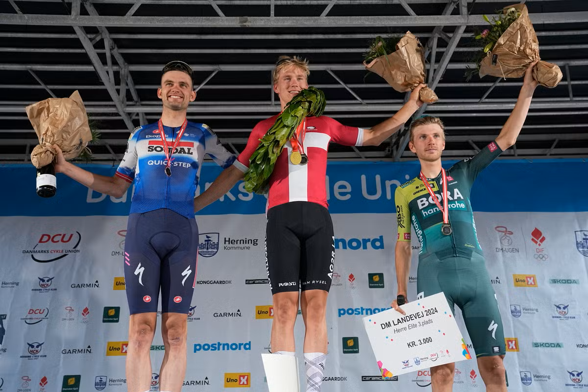 Pódio dos Elites Masculinos da Dinamarca com Kasper Asgreen, Rasmus Pedersen e Frederik Wandahl (Foto: Amstrup/Ritzau Scanpix)