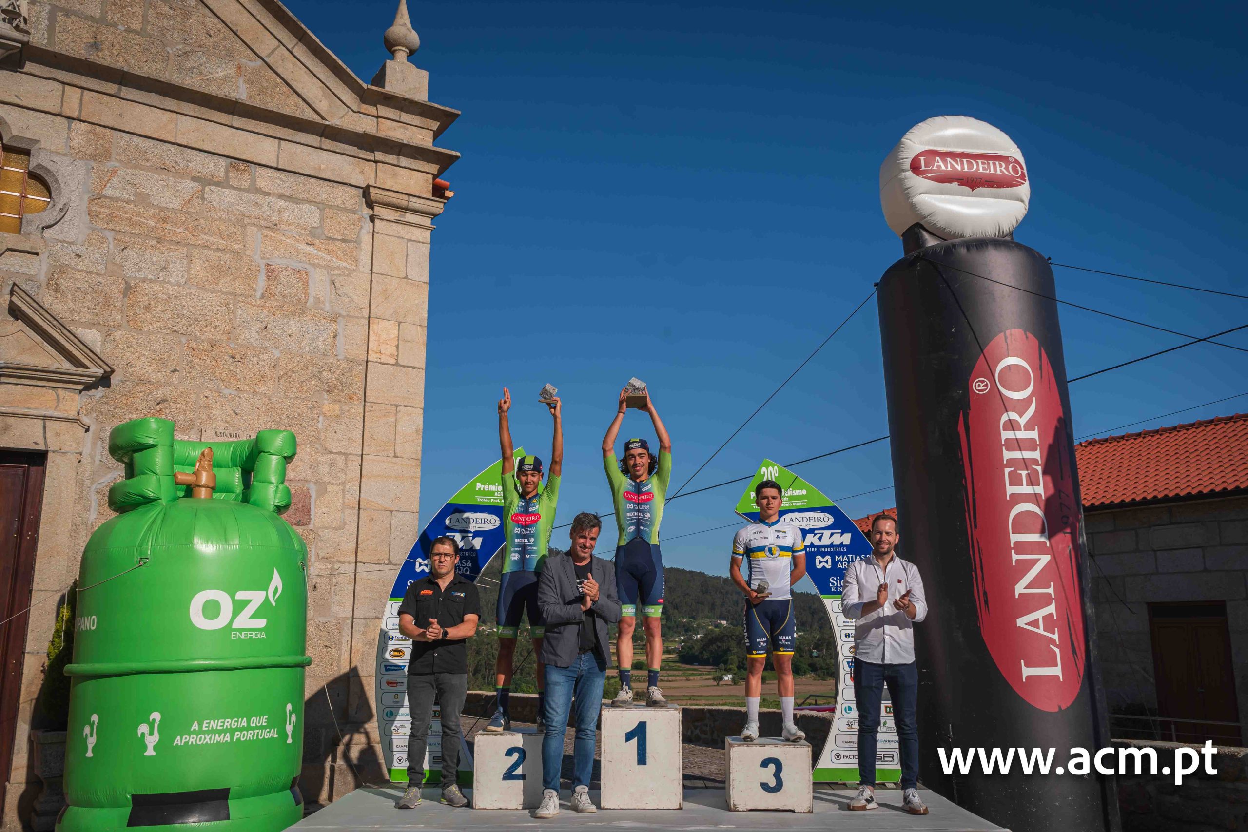 O pódio do GP ACR Roriz Júnior com Guilherme Lino, Samuel Guerra e Daniel Moreira