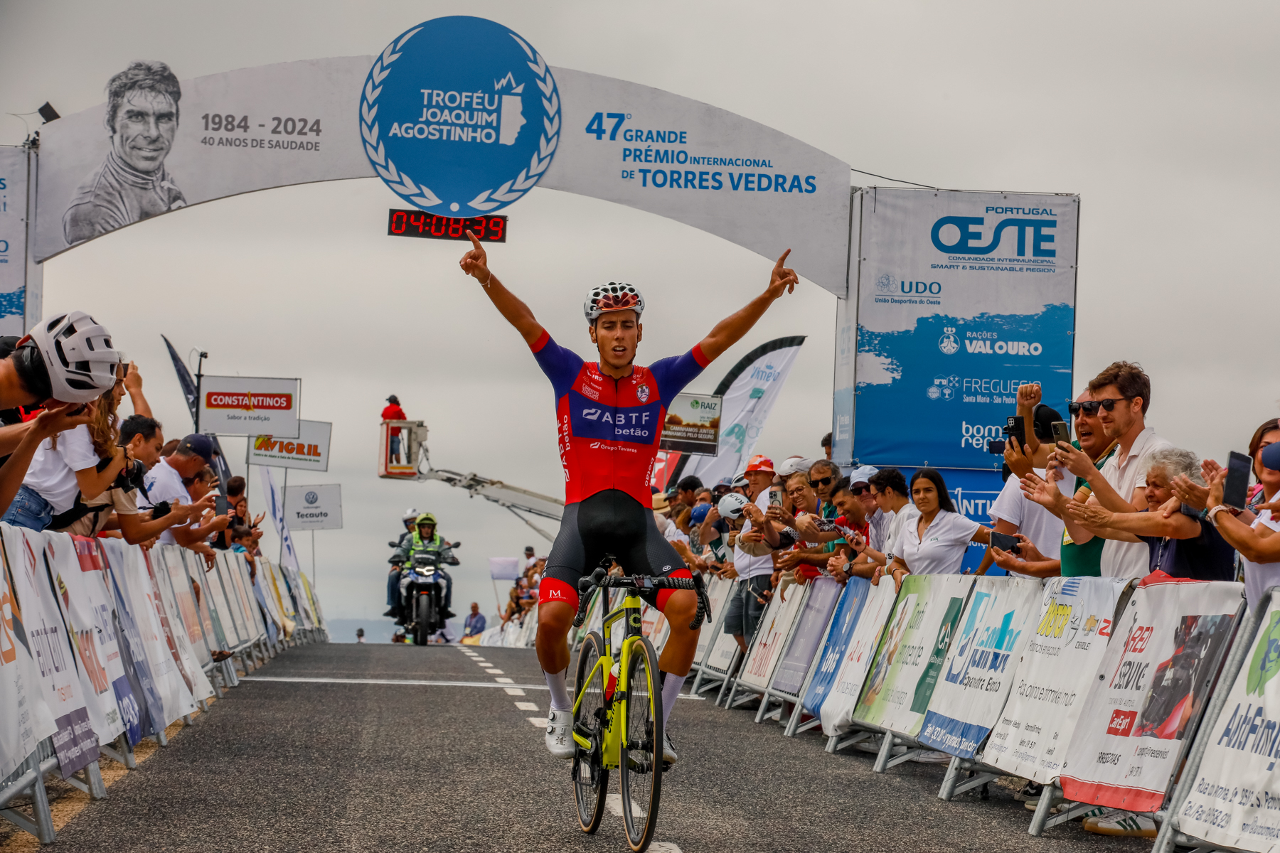 Afonso Eulálio vence etapa final do GP Torres Vedras! Orluis Aular conquista geral!
