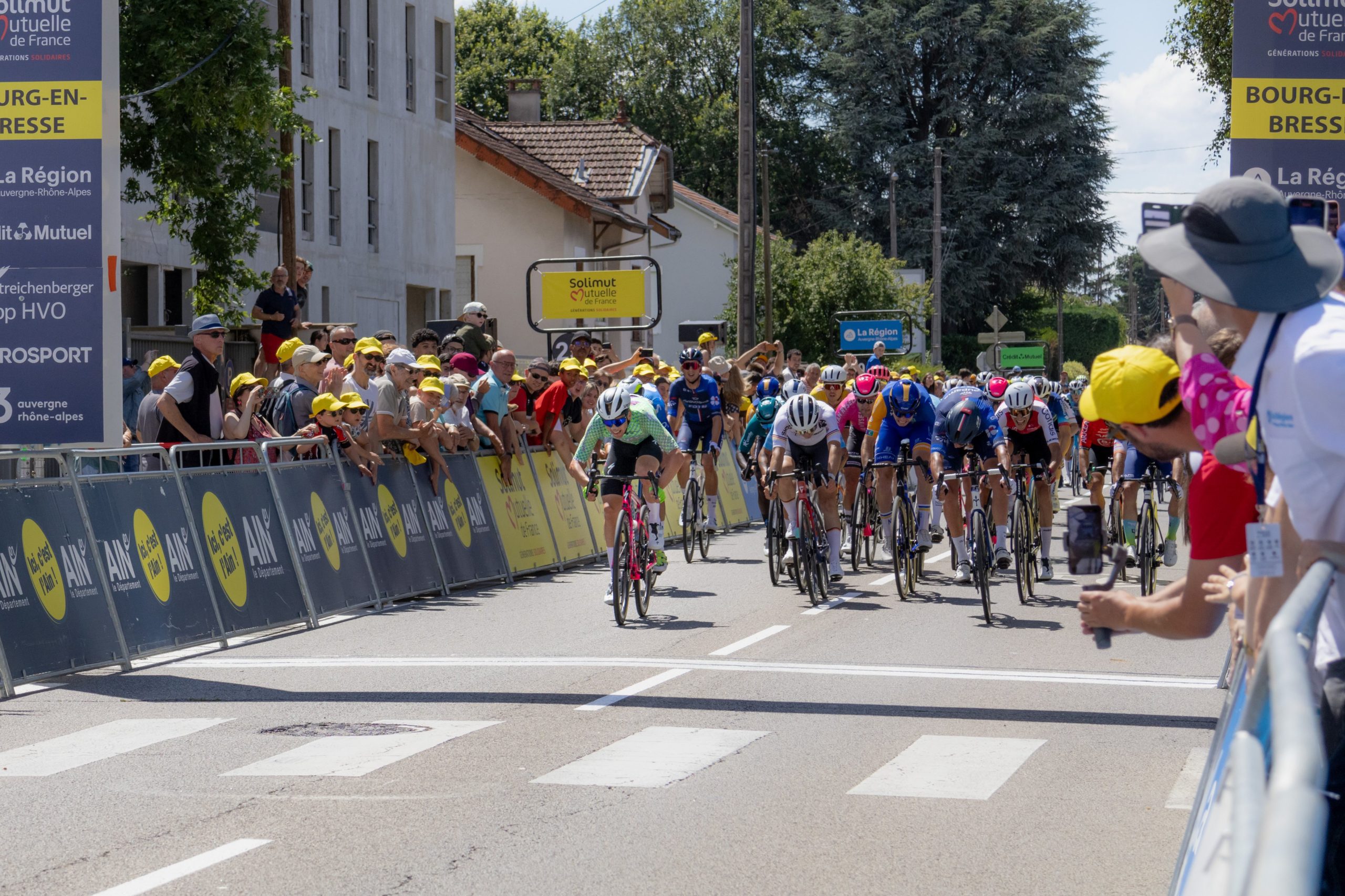 Fergus Browning surpreende e conquista etapa 1 do Tour de l’Ain!