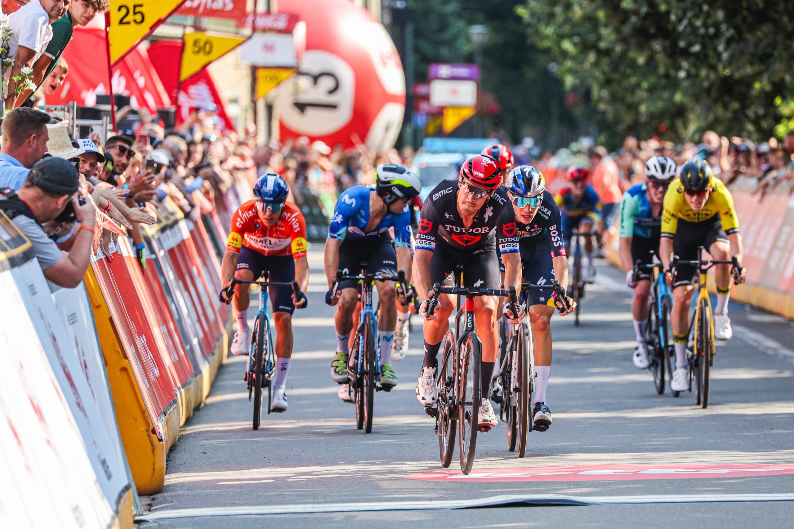 Matteo Trentin venceu o sprint pelo 3º posto na etapa rainha do Tour de Wallonie