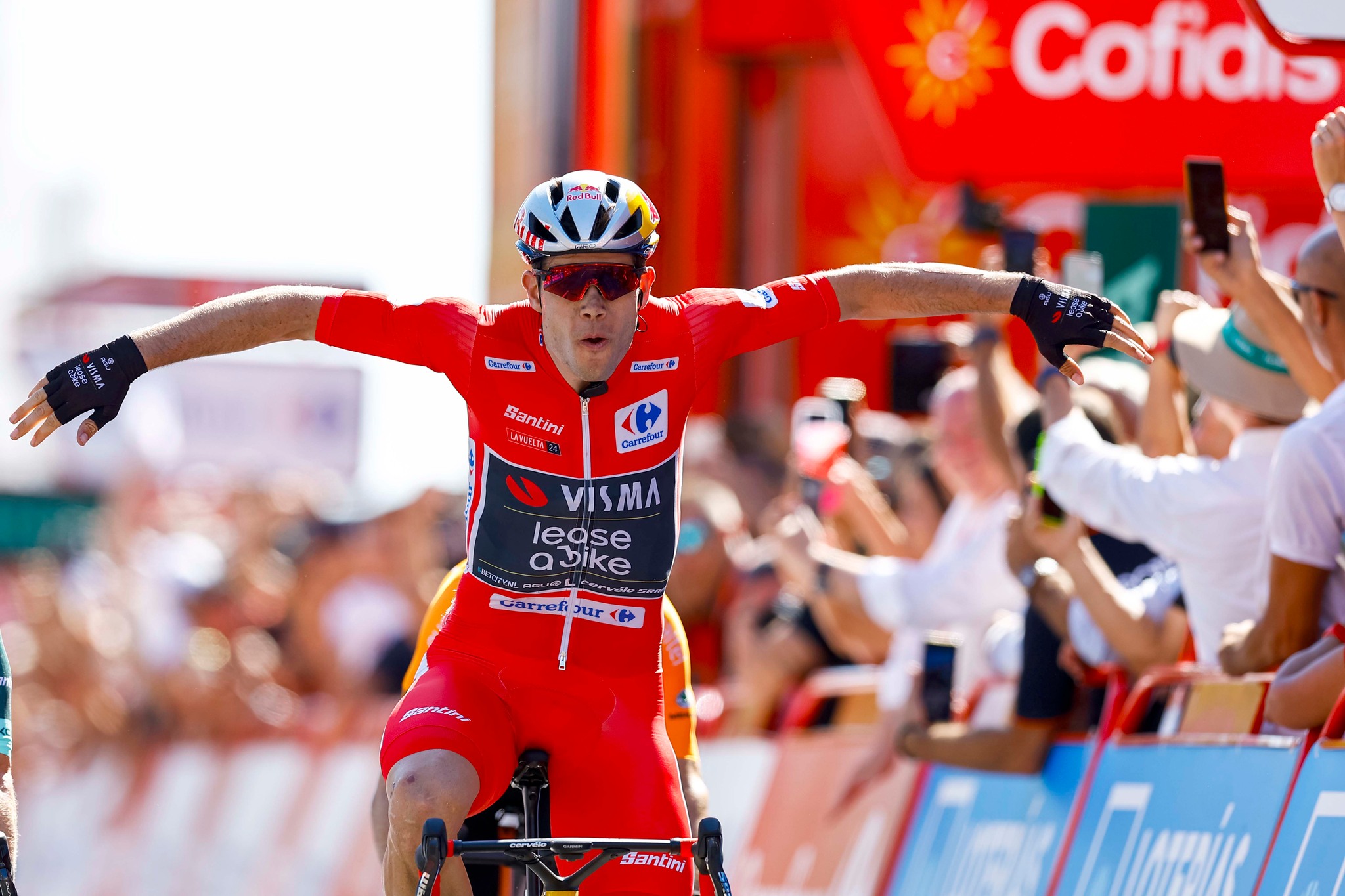 King Kong conquista as ruas de Castelo Branco na etapa 3 da La Vuelta a España!