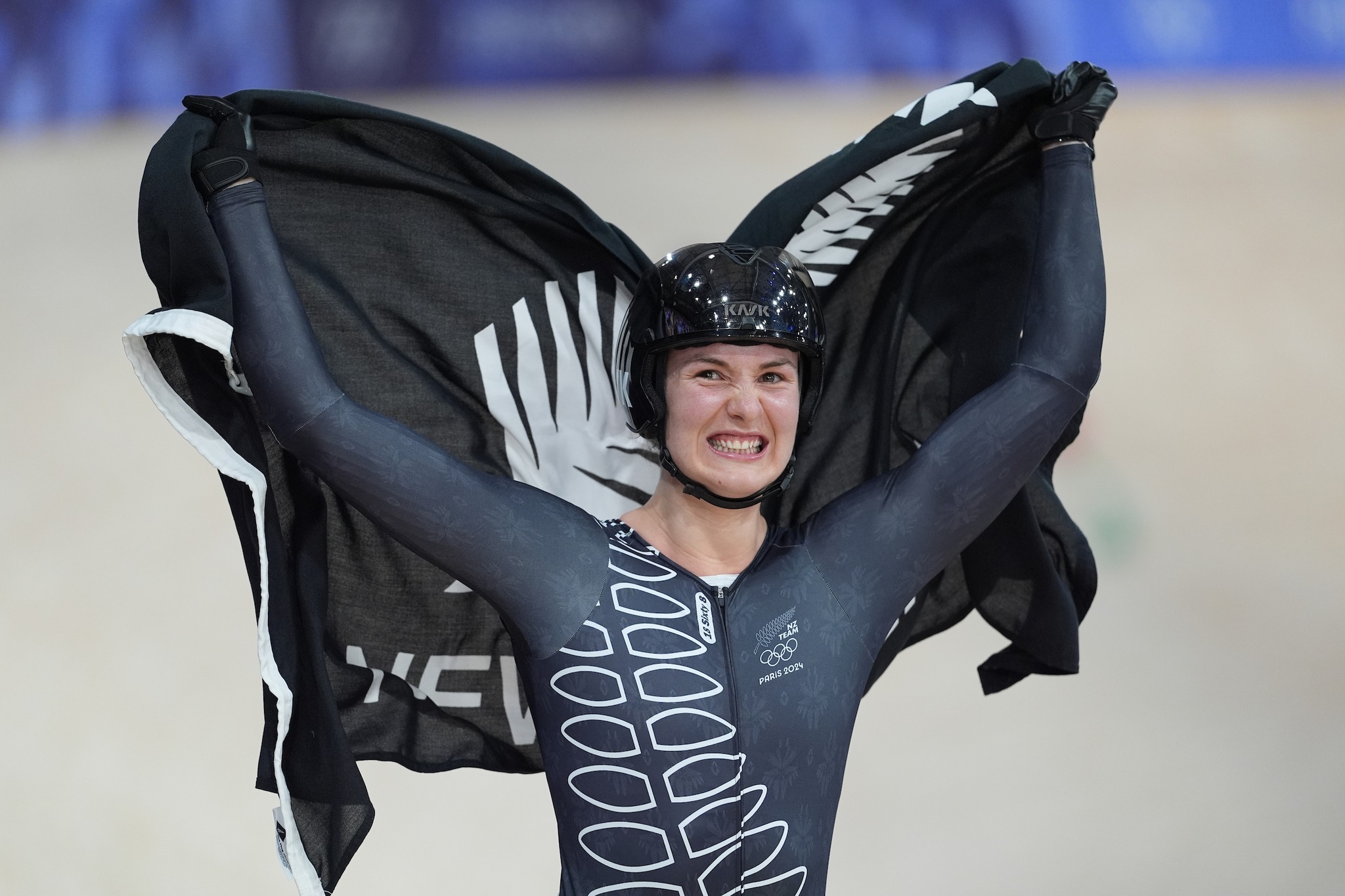 Ellesse Andrews mostrou nos Jogos Olímpicos o porquê de ser a melhor do mundo no Keirin