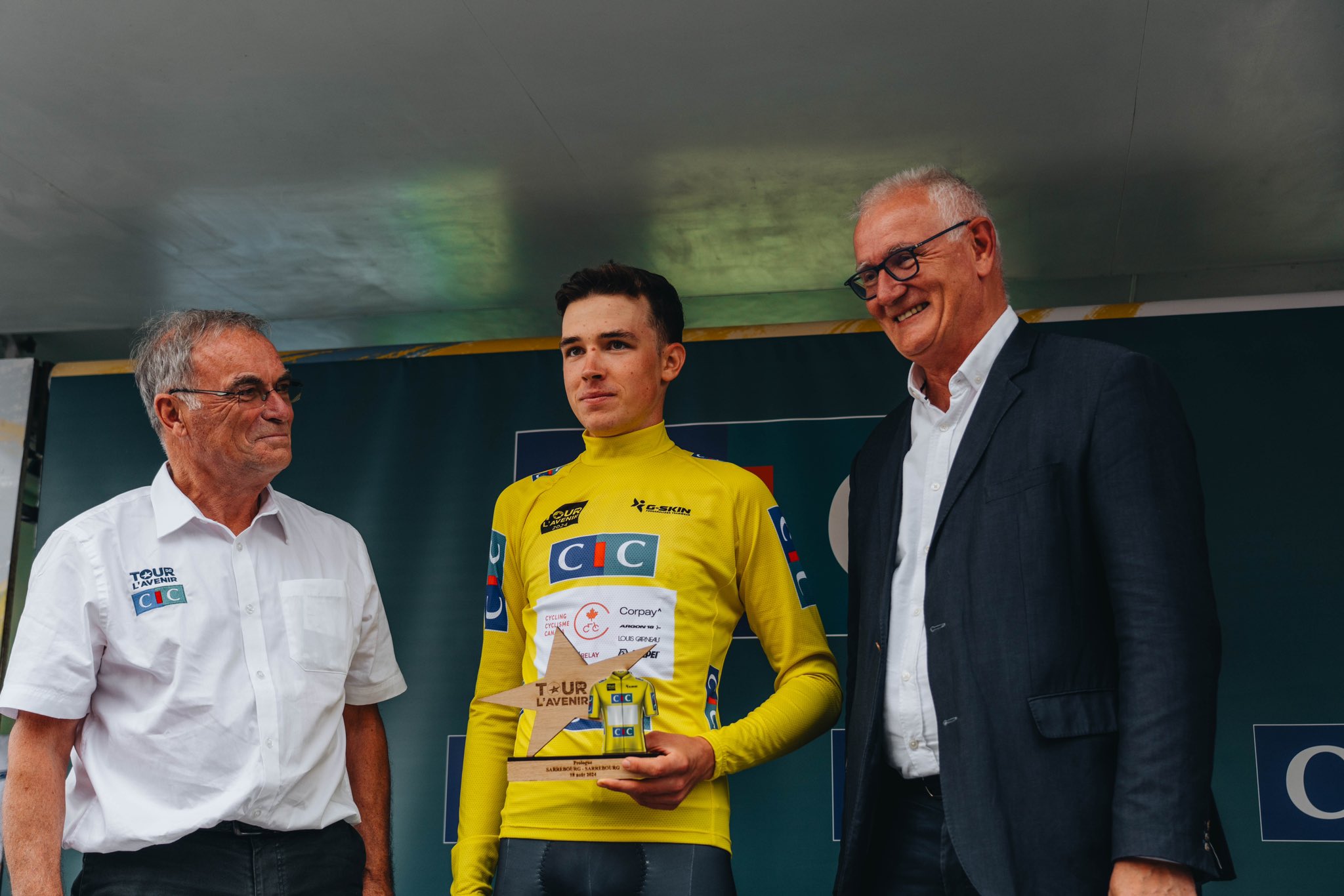 Michael Leonard vence prólogo do Tour de l’Avenir! António Morgado foi 10º!
