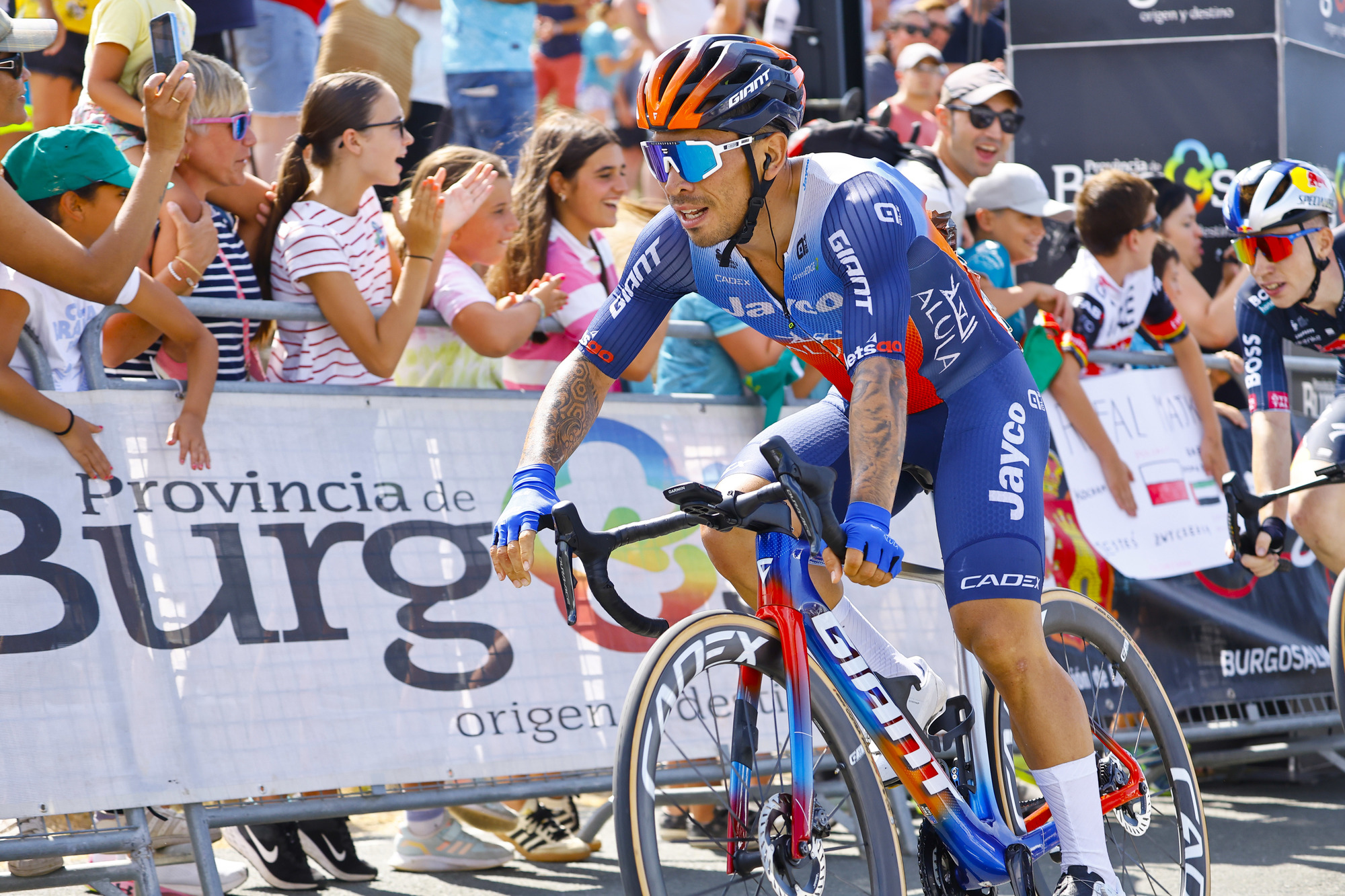 Caleb Ewan vence etapa 2 e é o novo líder da Vuelta a Burgos!