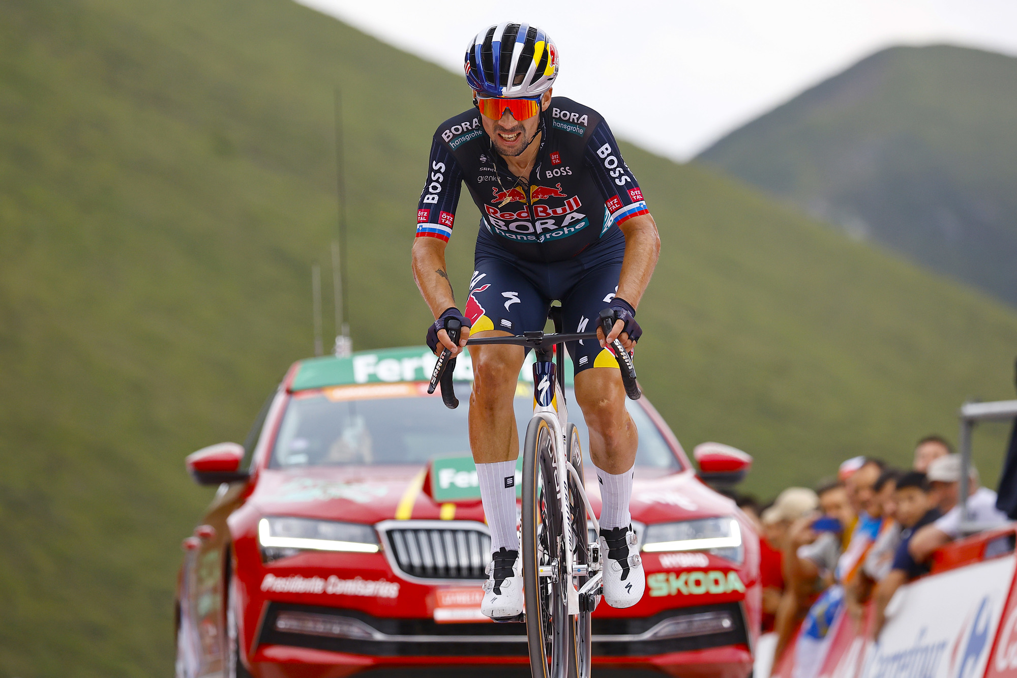 Primoz Roglic à procura de se coroar o novo Rei do Cuitu Negru na etapa 15 da La Vuelta!