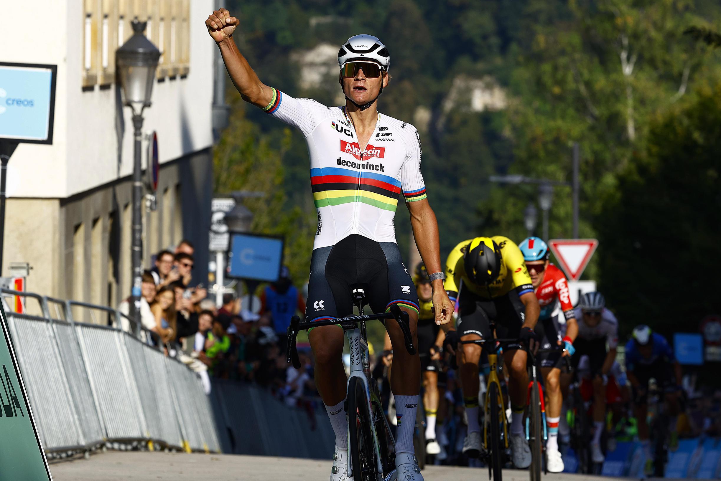 Mathieu Van der Poel triunfa na etapa 1 do Tour de Luxembourg! Rúben Guerreiro foi 8º!