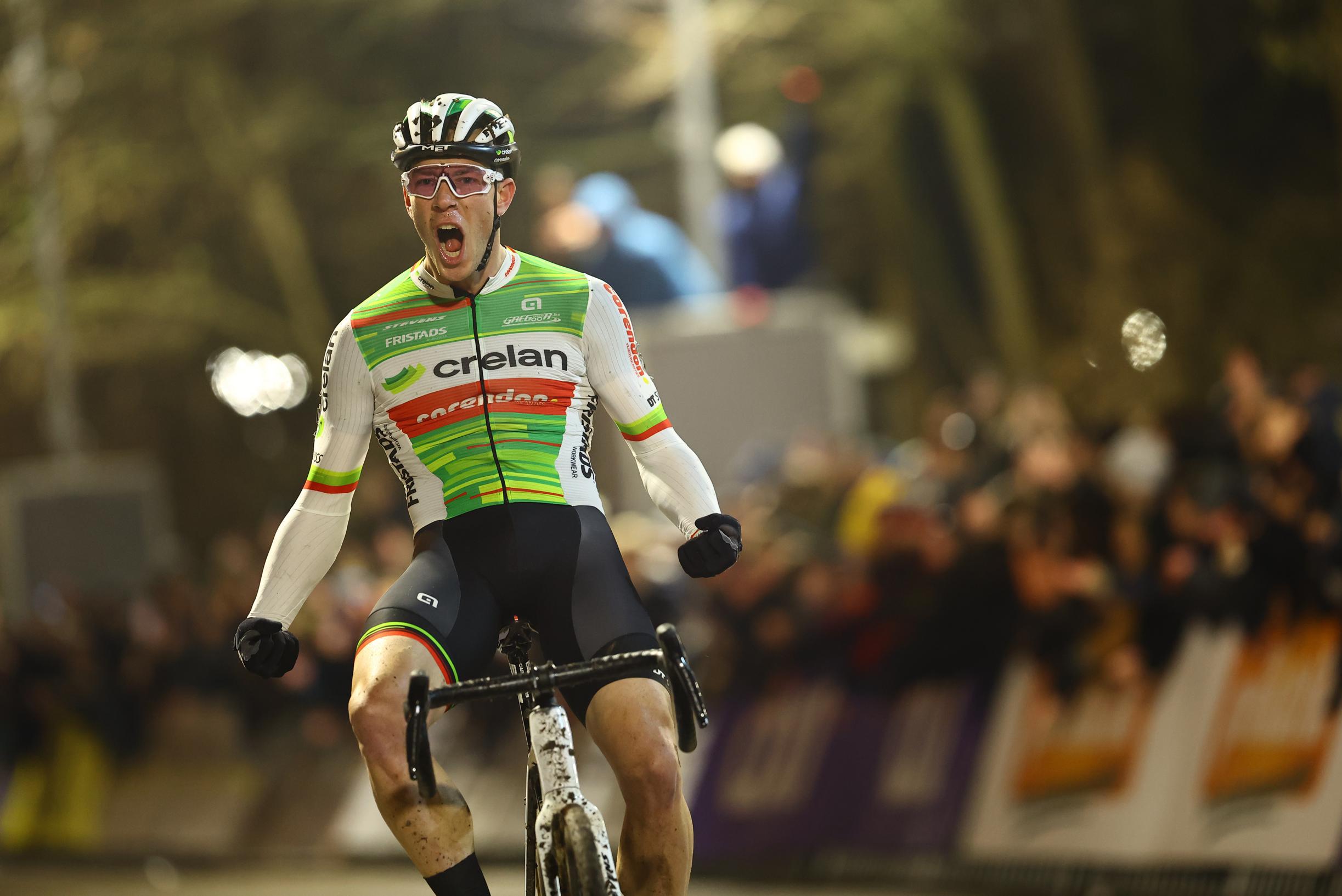Laurens Sweeck conquista frenética Telenet SuperPrestige de Diegem!