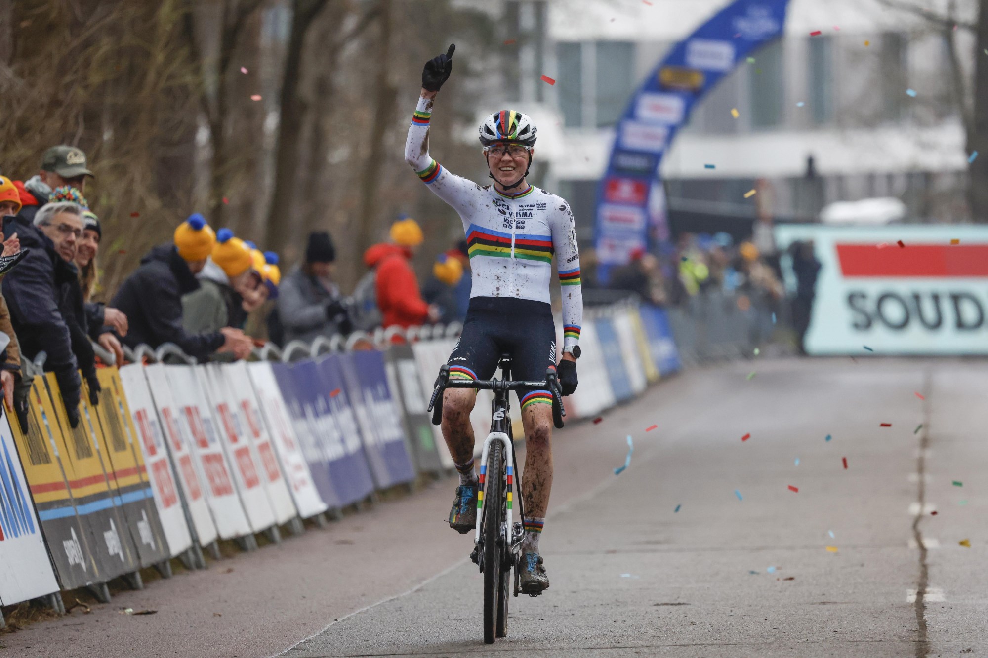 Fem Van Empel conquista X2O Badkamers Trofee de Herentals pelo segundo ano consecutivo!