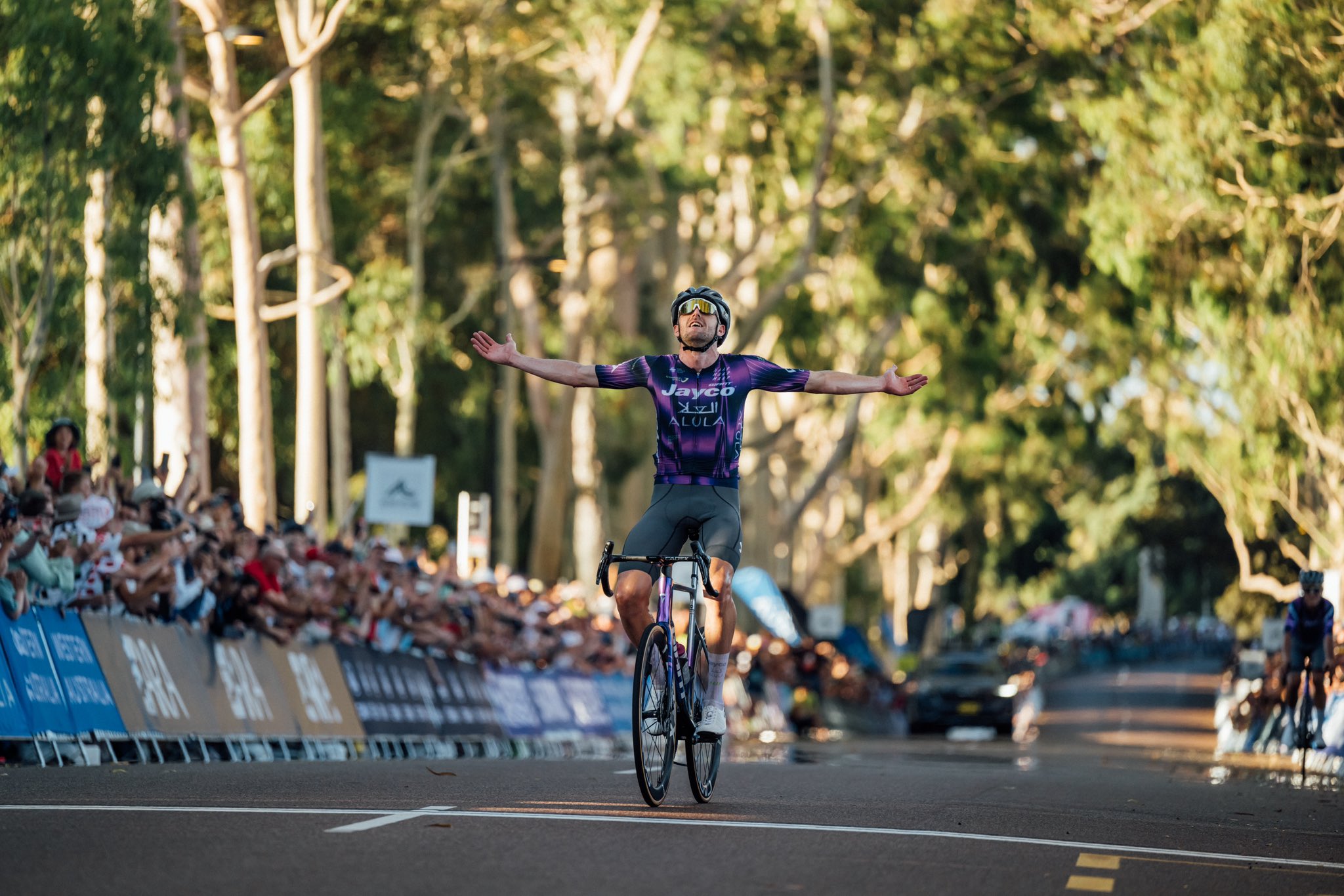 Luke Durbridge e Lucinda Stewart são os novos Campeões de Fundo da Austrália!