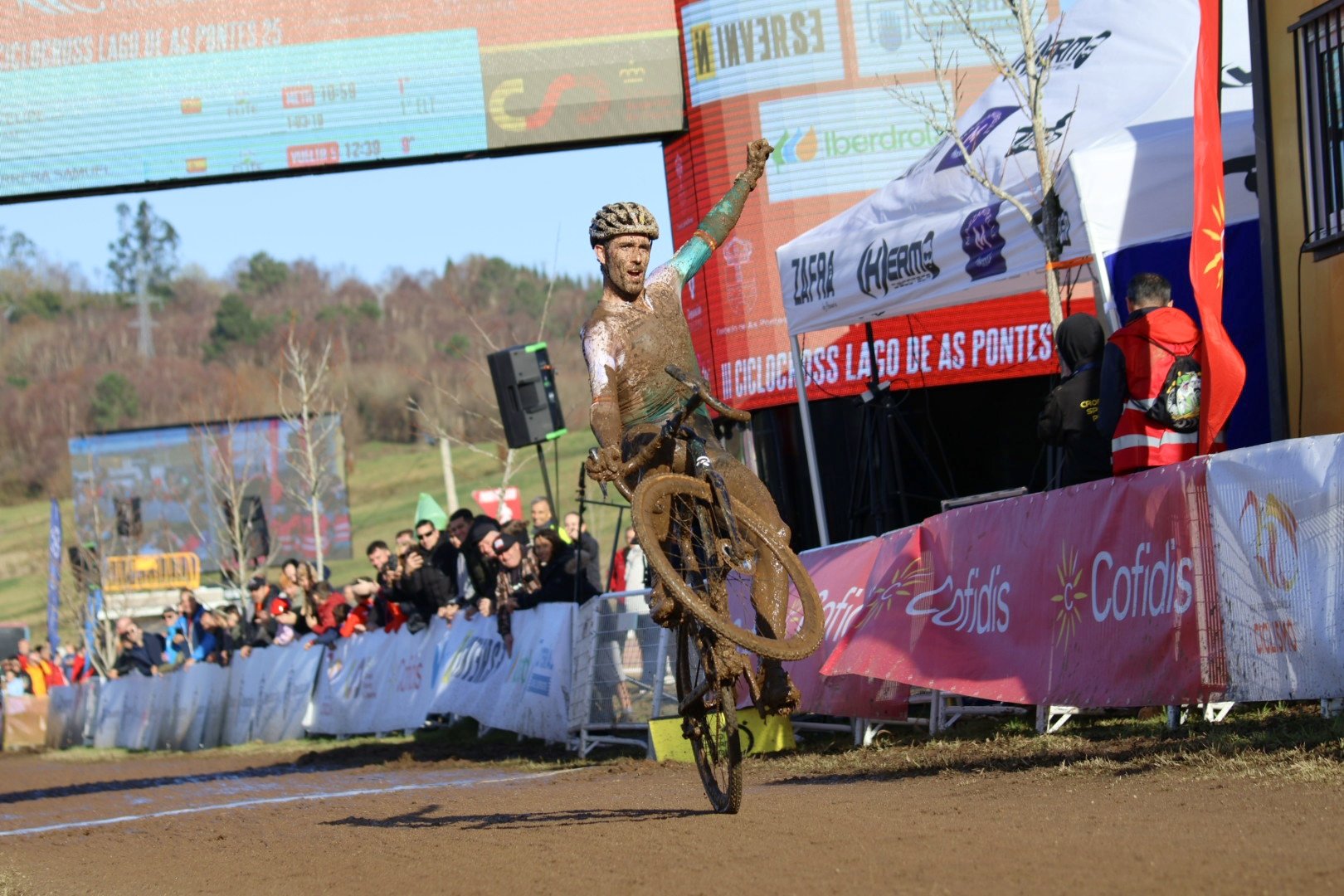 Felipe Orts triunfou pela sétima vez consecutiva nos Campeonatos Nacionais de Ciclocrosse em elites (Foto: Real Federación Española de Ciclismo)