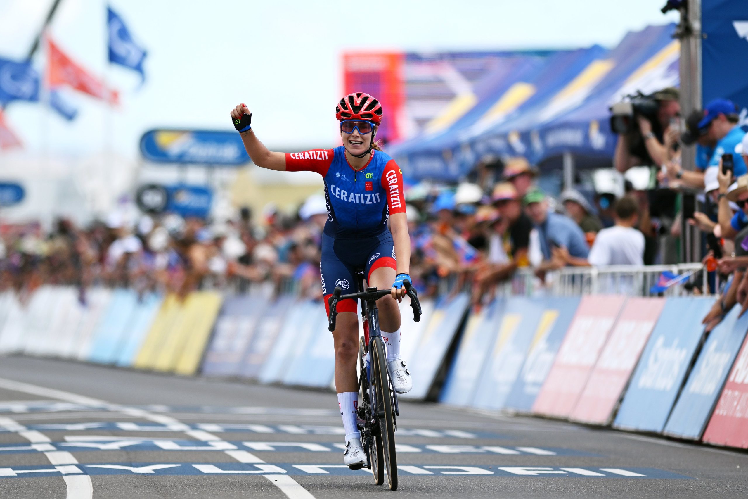 Daniek Hengeveld estreia-se a vencer no World Tour na etapa 1 do Tour Down Under Women!