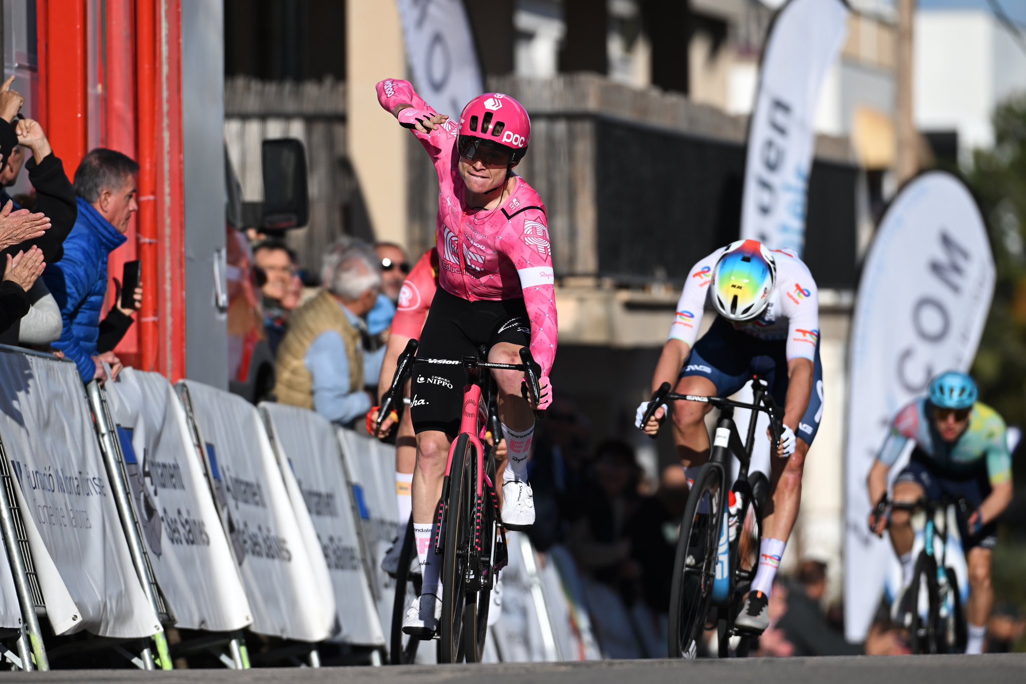 Marijn Van den Berg abre temporada com vitória no Trofeo Ses Salines!