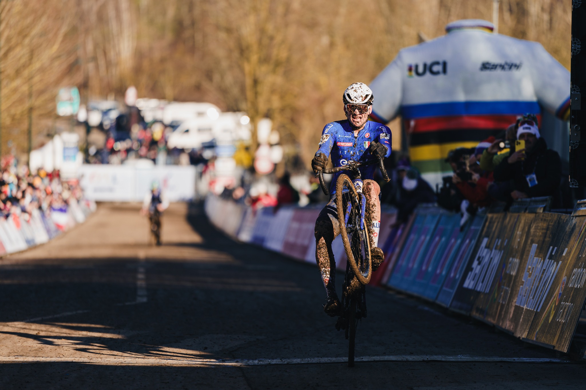 Mattia Agostinacchio é o novo Campeão do Mundo Júnior de Ciclocrosse!