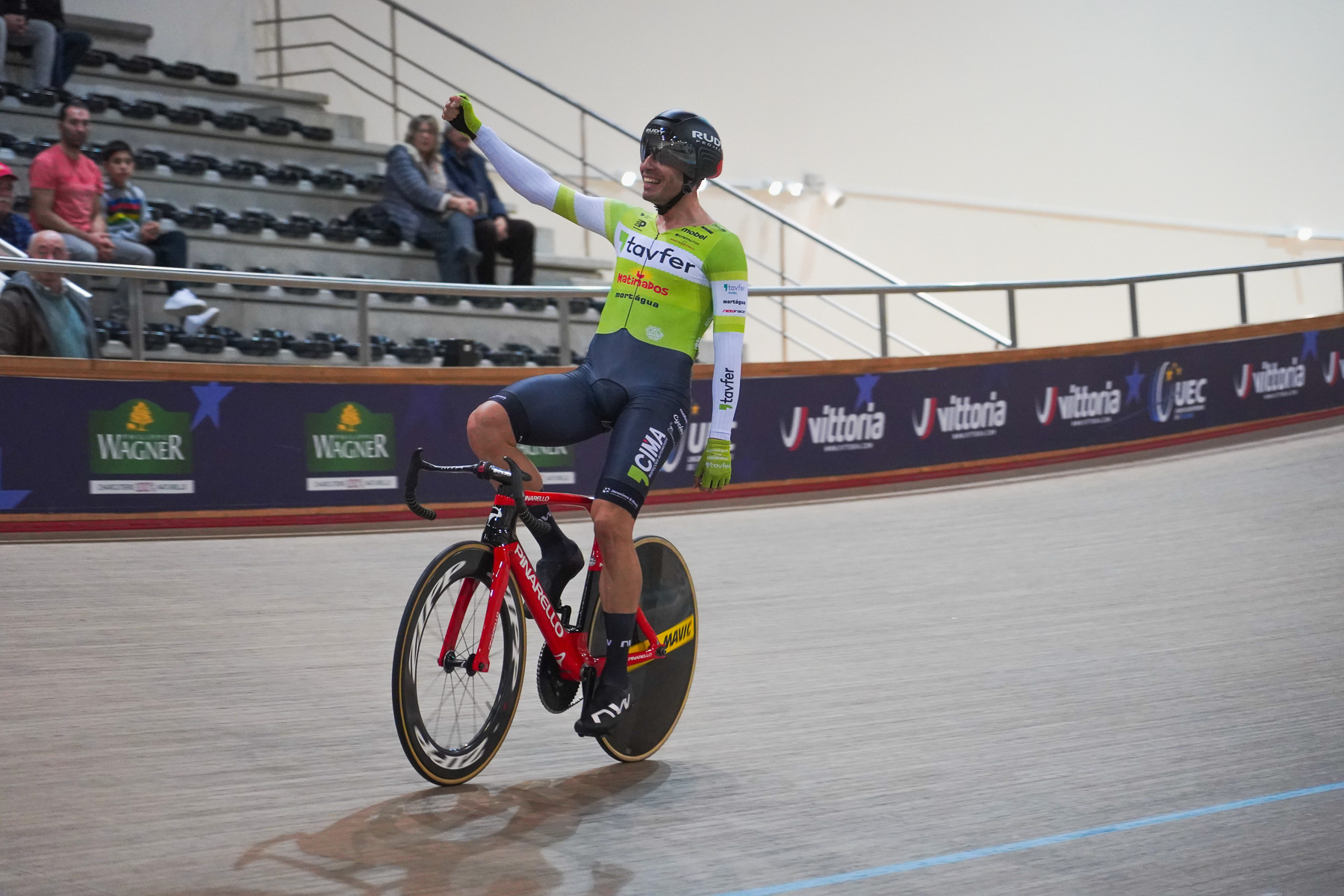 João Matias e Daniela Campos brilham no dia 2 dos Campeonatos Nacionais de Pista!